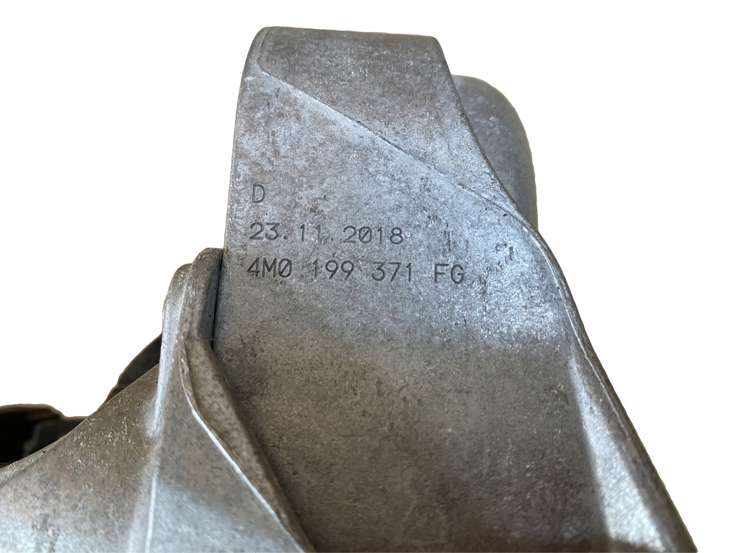 AUDI S4 S5 RS4 RS5 8W B9 Q5 engine mount left 4M0199371FG