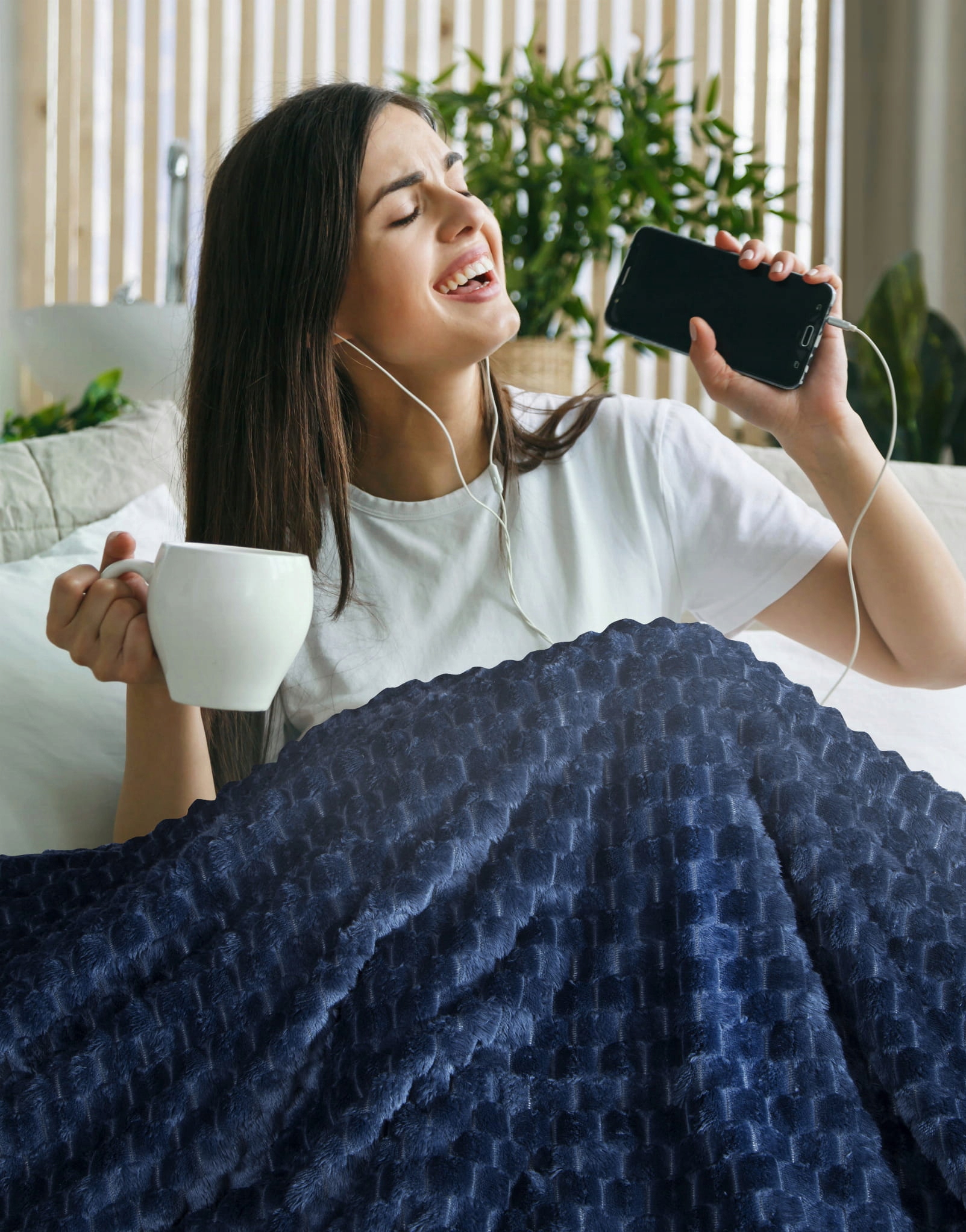 Narzuta Na Fotel 70x160 Design91 CINDY 6 granat Eurofirany Tłoczony 3D Marka Eurofirany