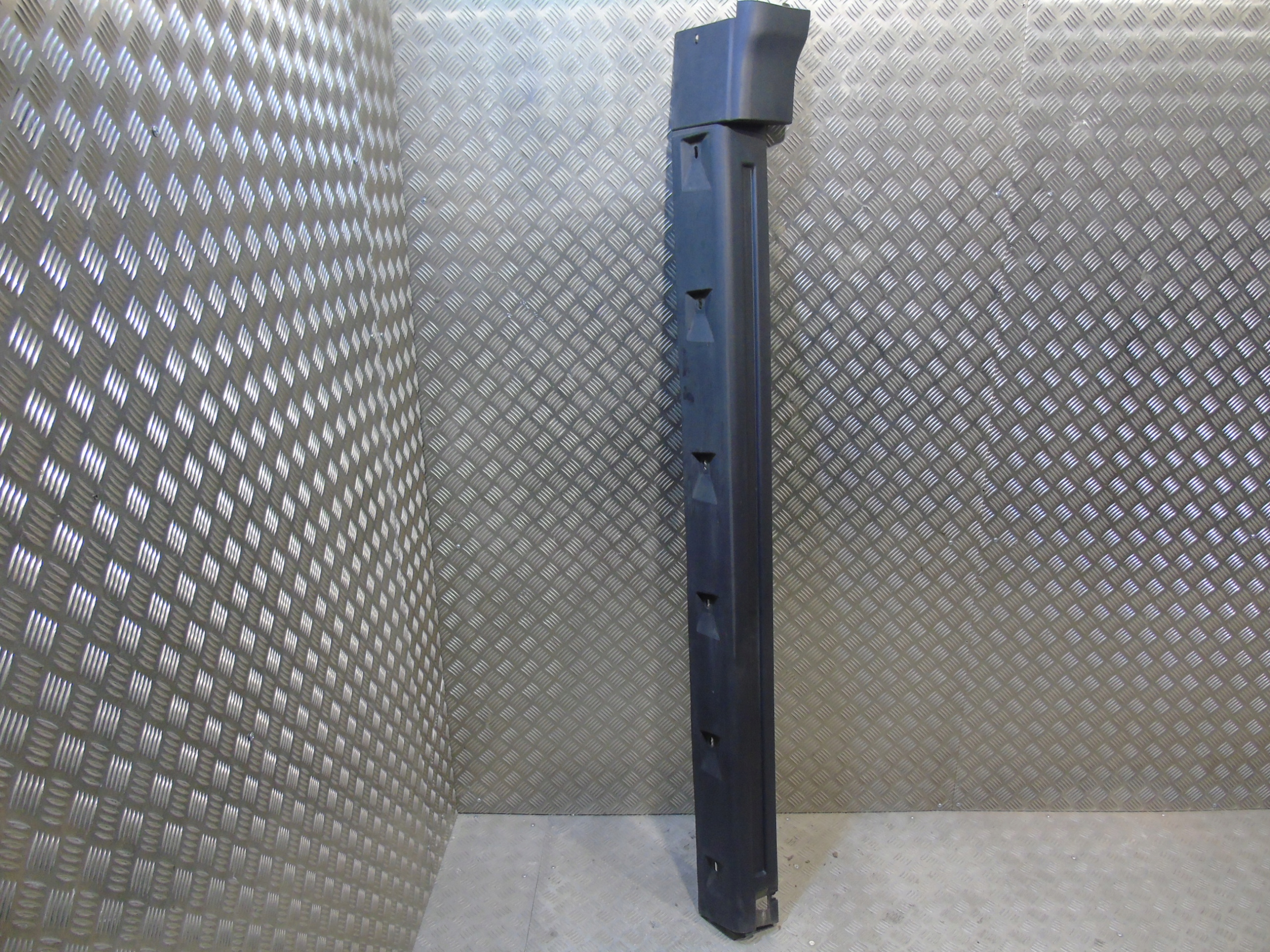nice moulding threshold left RANGE ROVER SPORT L320 1