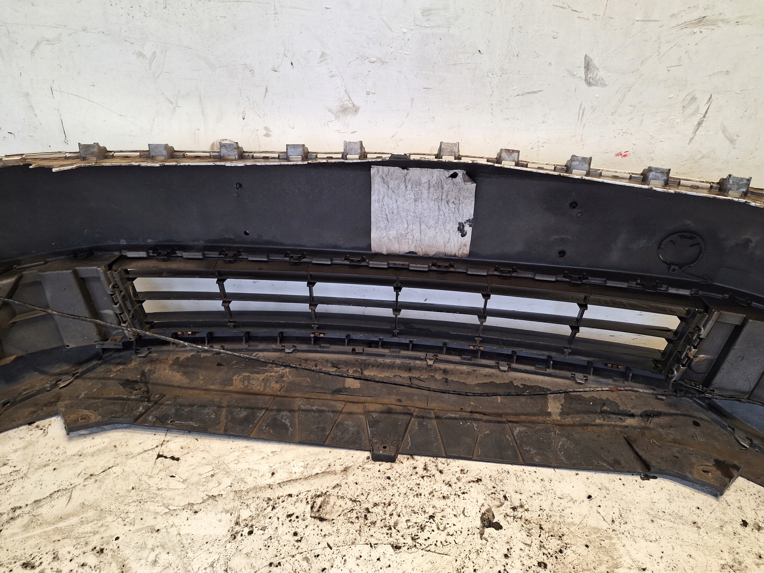 VOLKSWAGEN PASSAT B7 10-14 bumper