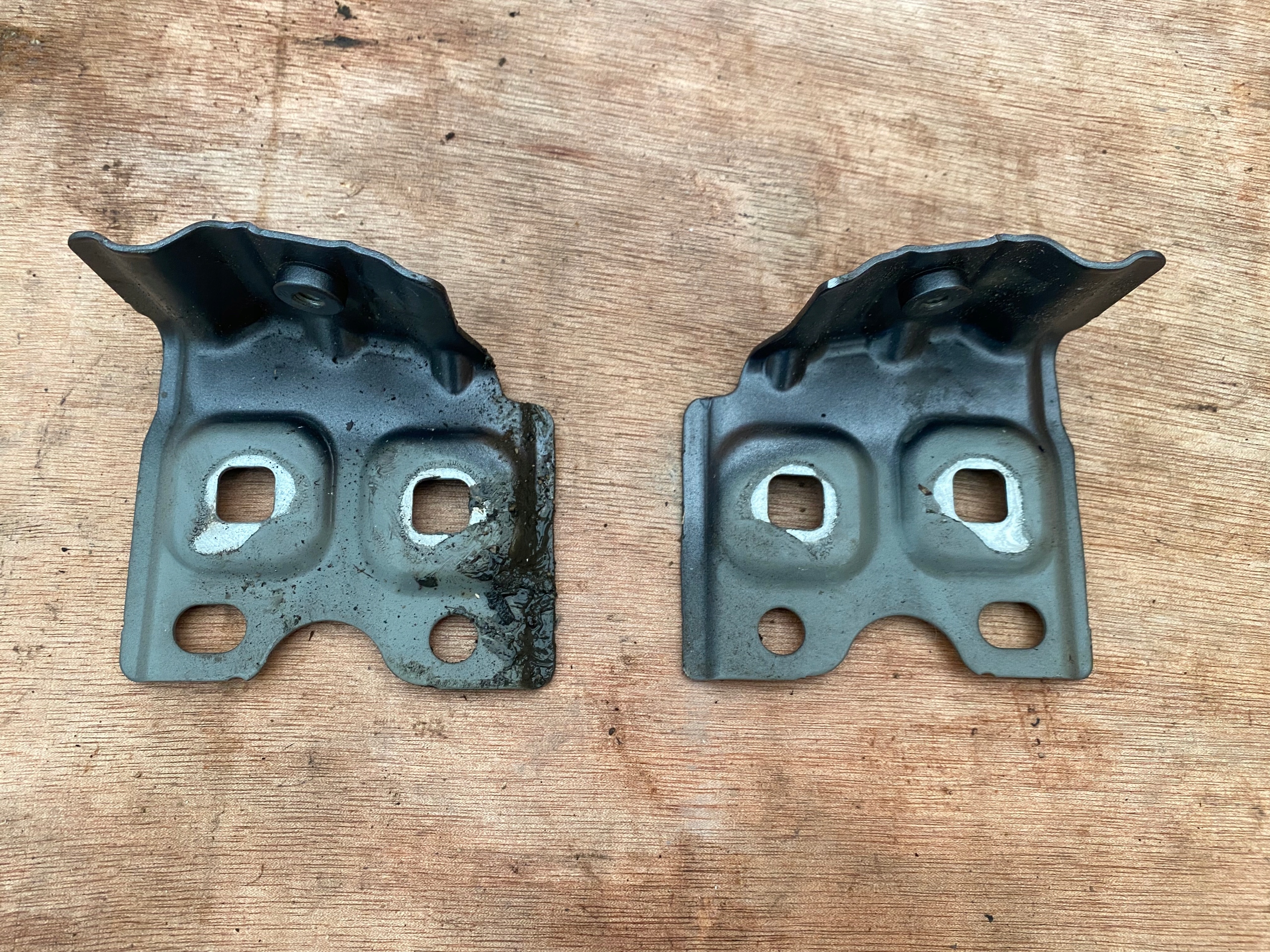 MERCEDES GLA 247 Console Support plaque Aile Droit Gauche