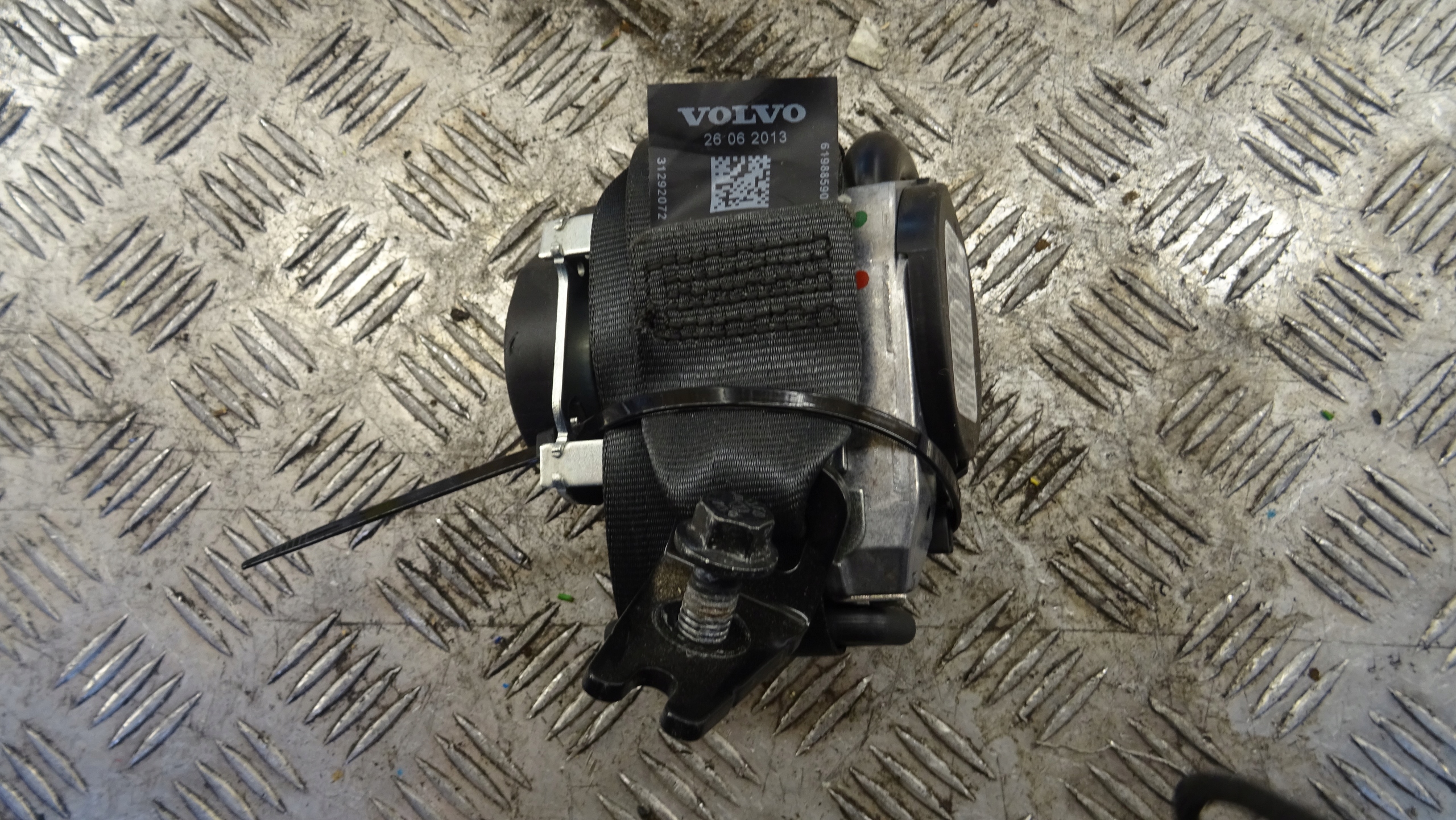 Gurten Sicherheits Volvo OE 619894600 NR M311