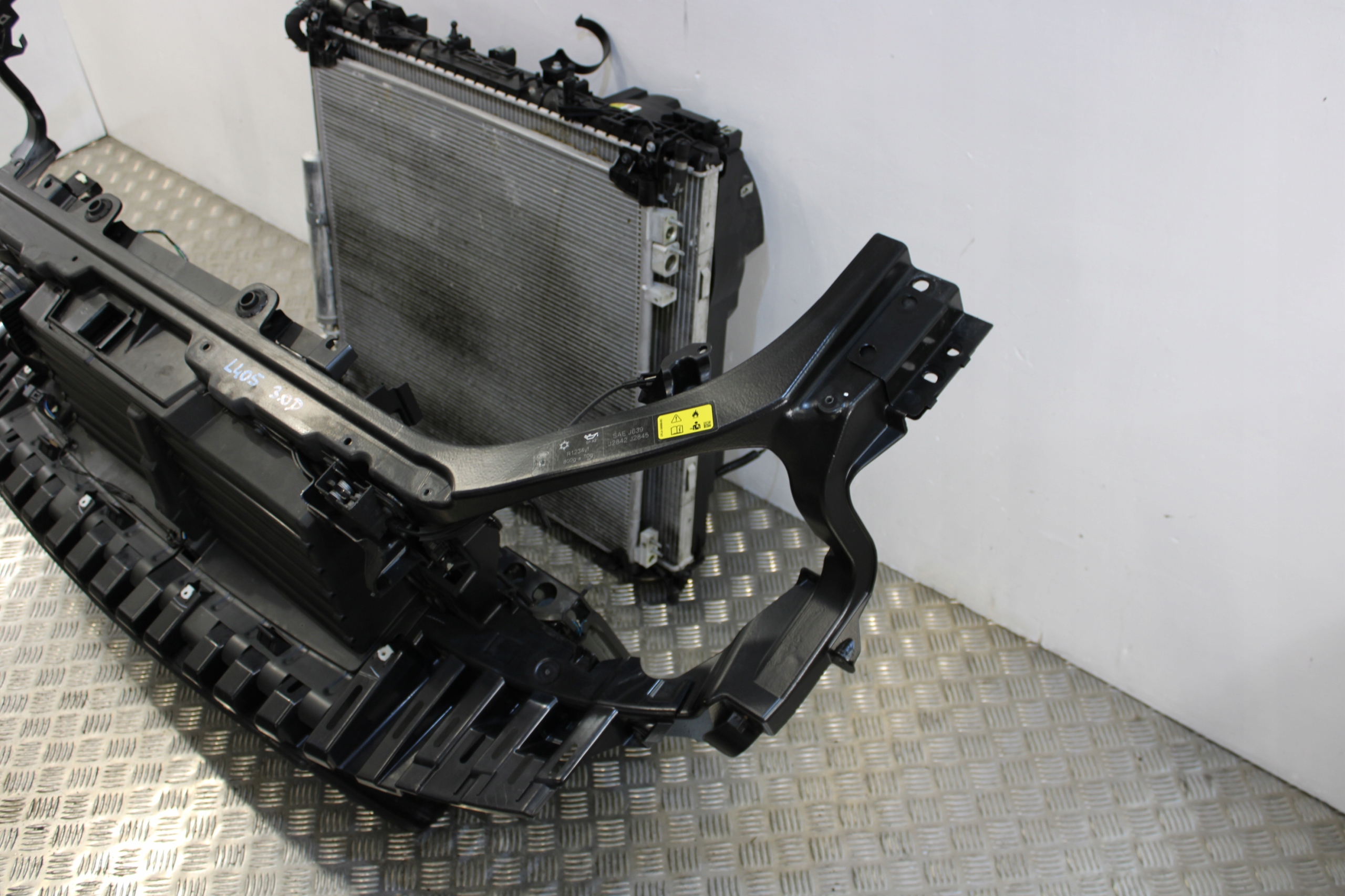 support panel for radiators front radiator pillar LAND RANGE ROVER VOGUE L405 FL 3,0D