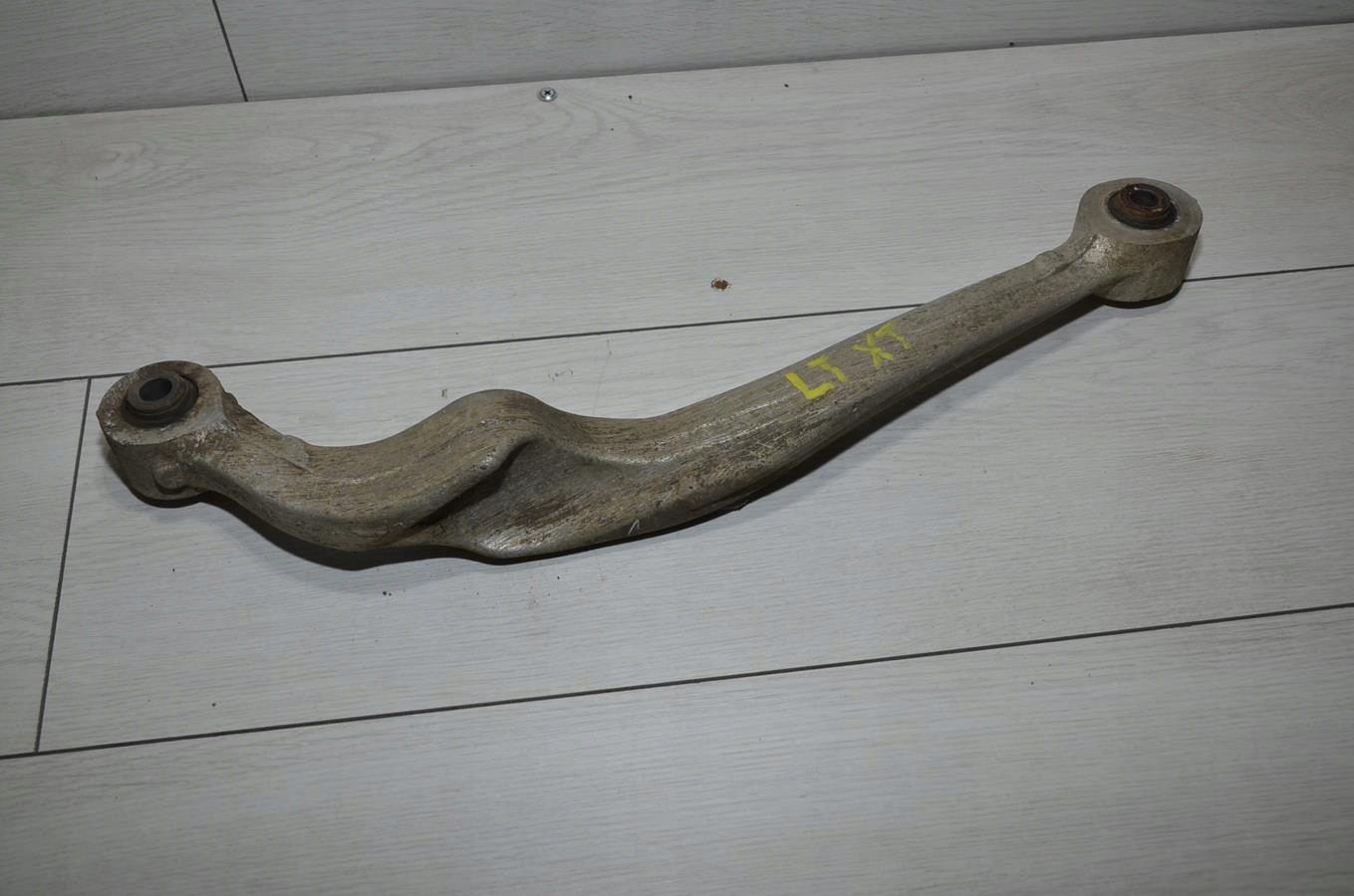 Querlenker links heck Nissan X-Trail t31