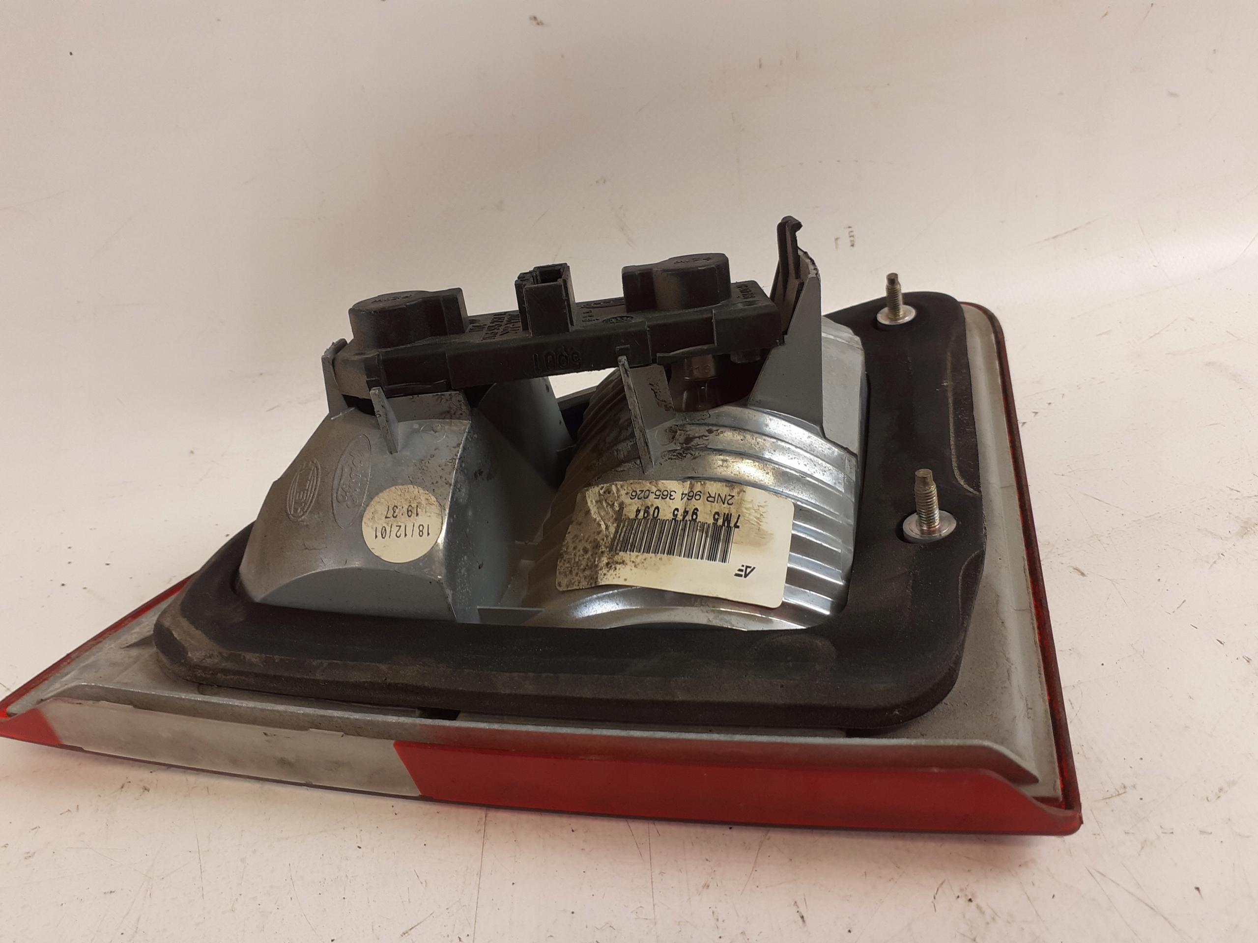 FORD GALAXY and FL light bonnet right rear part