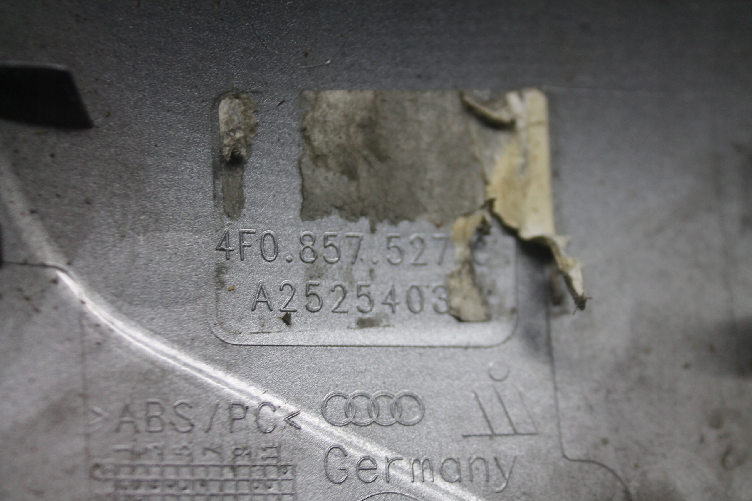 cover mirrors left 4F0857527 AUDI A6 C6