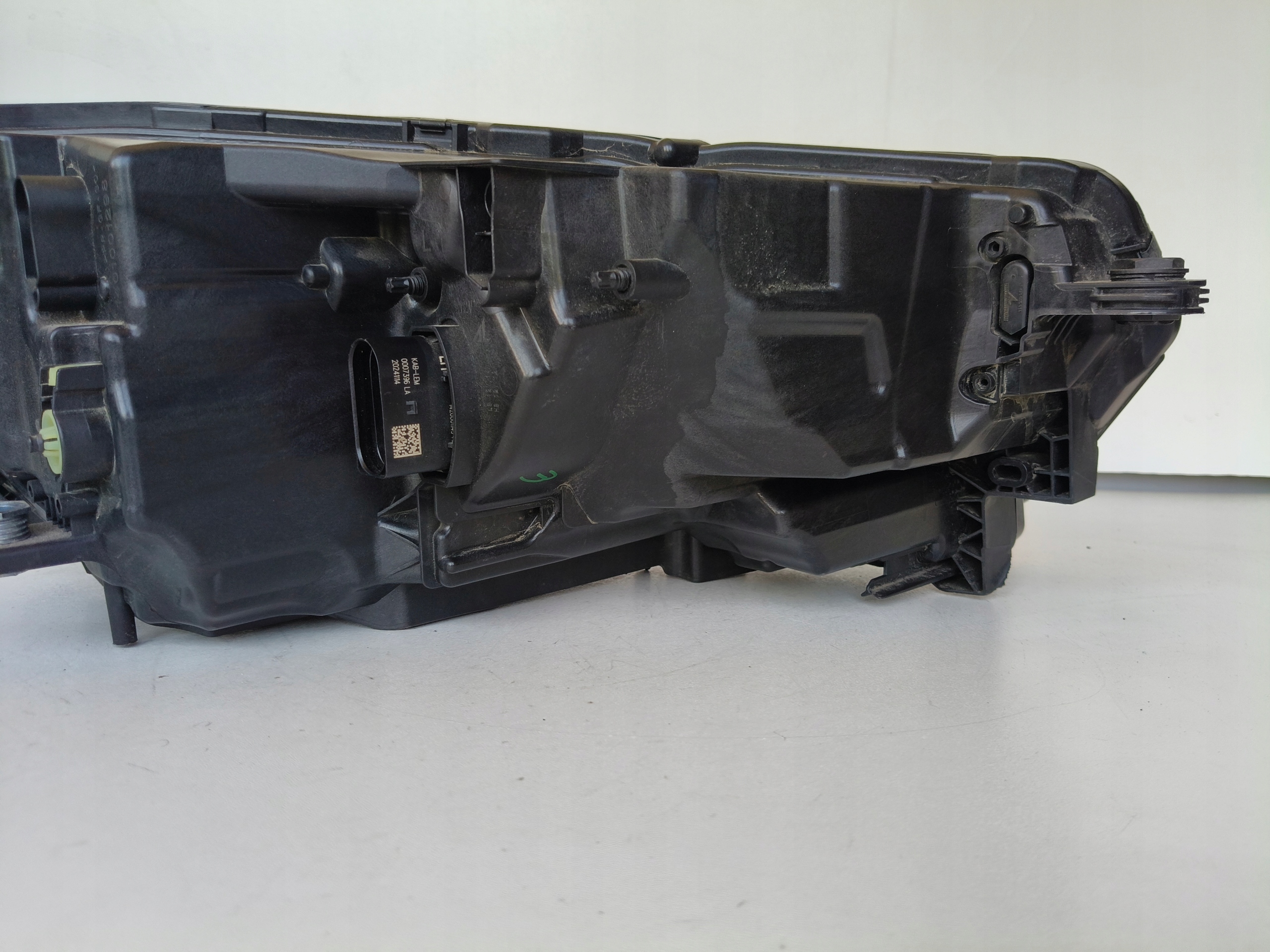 light left REFLEKTOR SKODA OCTAVIA IV 4 5E3 23- LIFT FULL LED