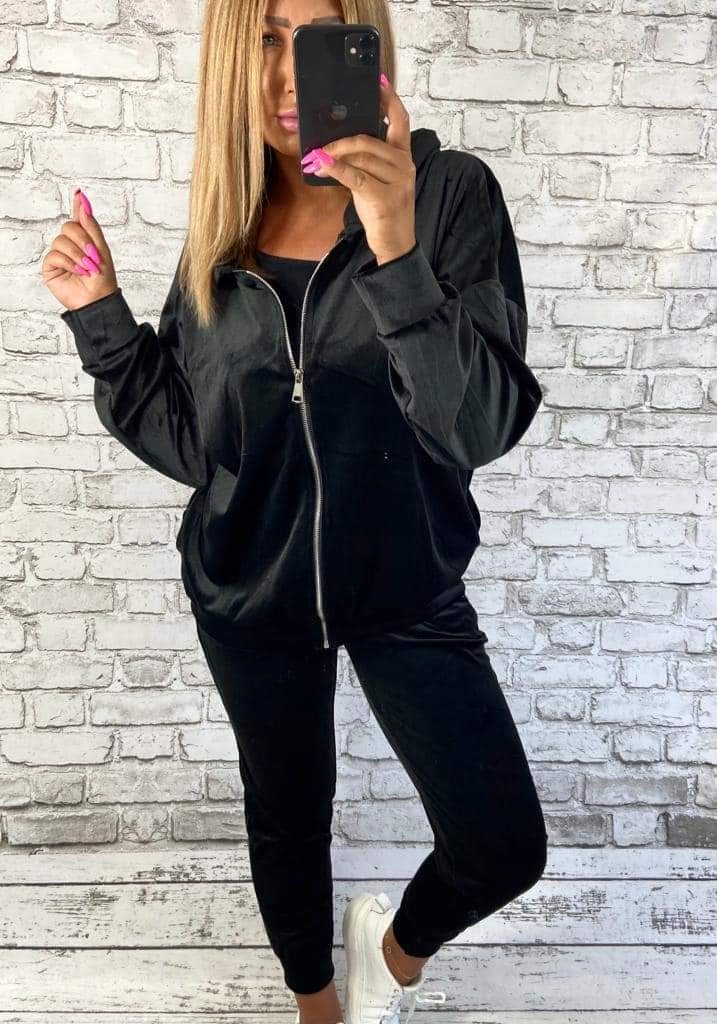 DRES Z KAPTUREM welur roz. 52 Marka bez marki