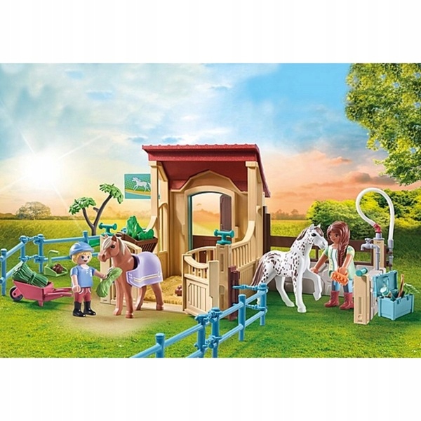 Playmobil 71494 Horses of Waterfall. Stajnia