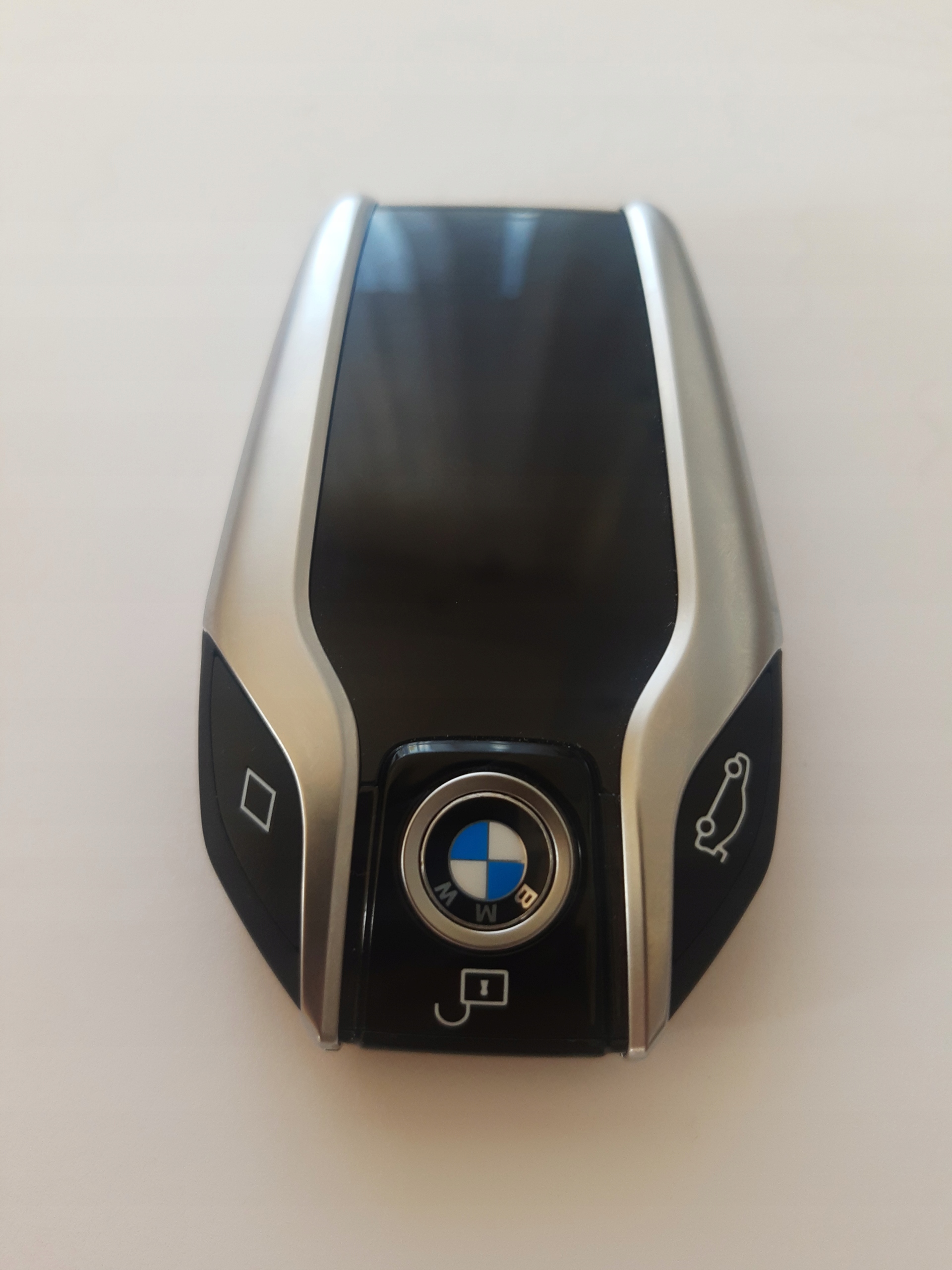 Kluczyk pilot z wyświetlaczem Digital key BMW G20 Kluczyk digital key ...