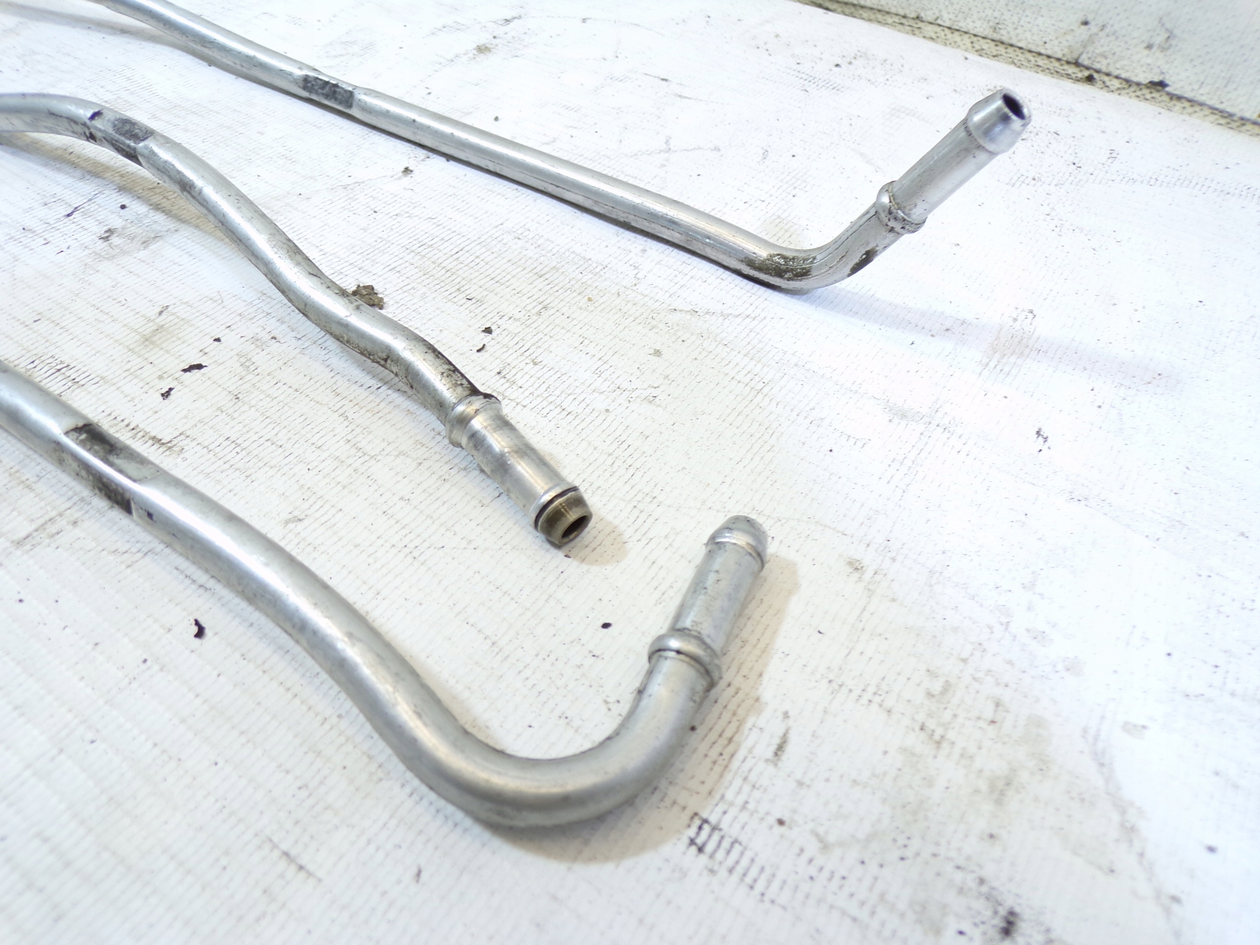 fuel hoses 1.9 TDI engine BKC nozzles (5)