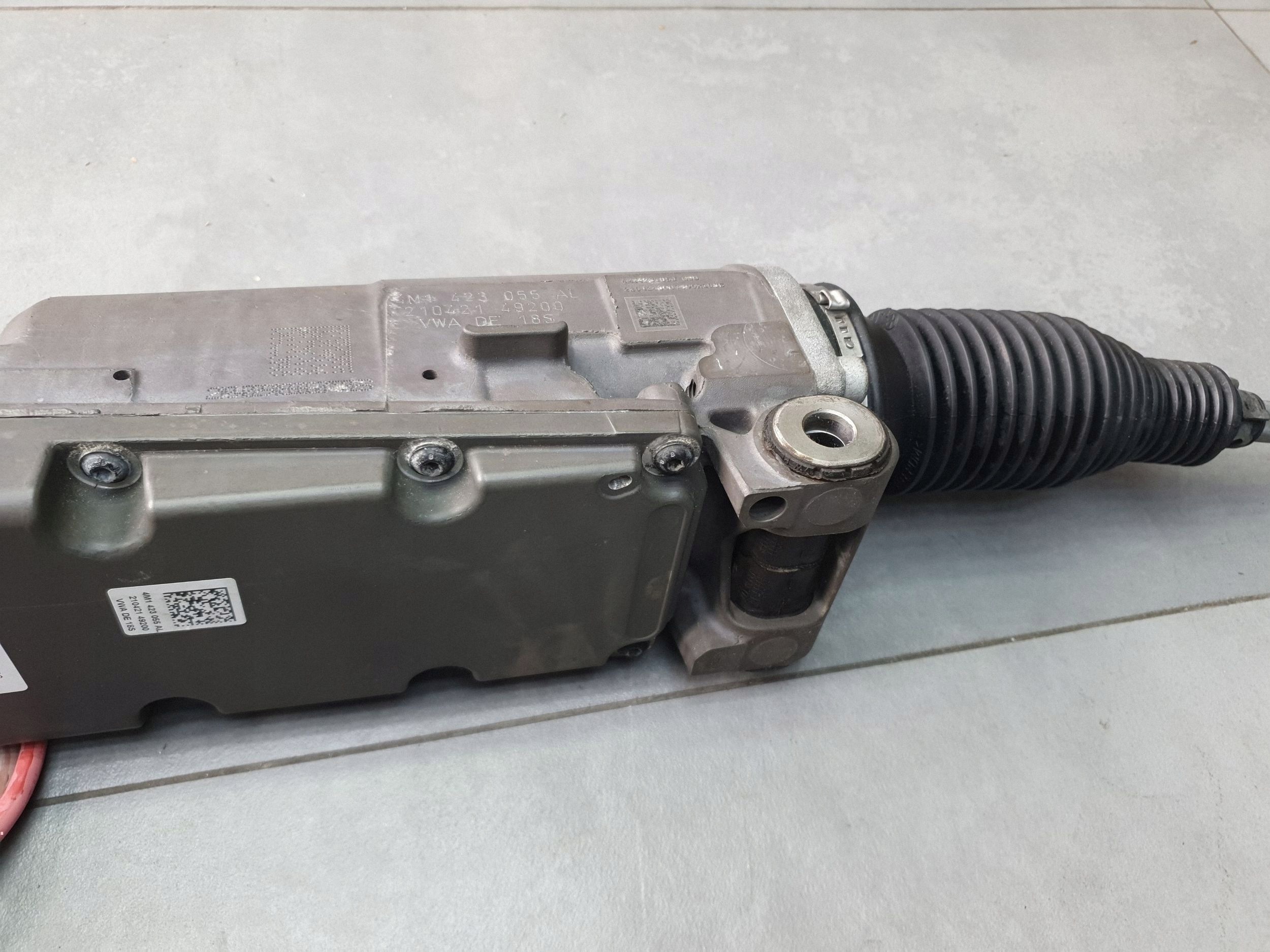 Audi Q7 4M Boîter direction Boîter direction 4M1423055AL