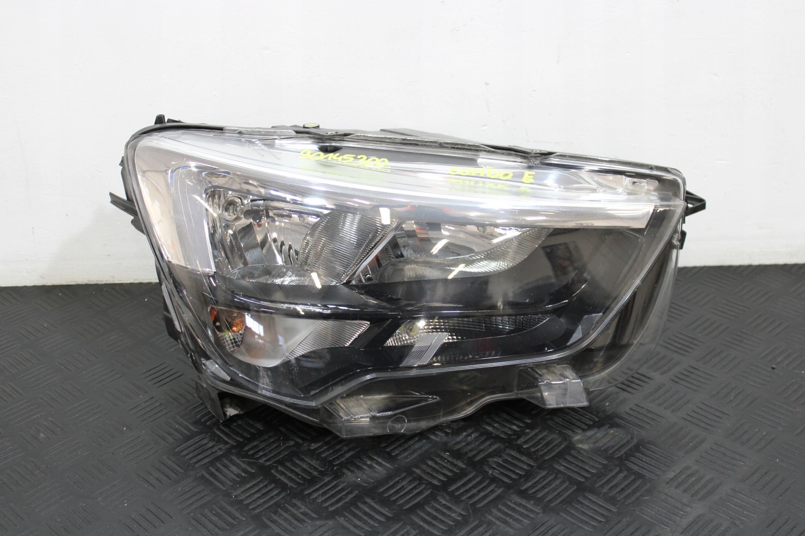 light right front front 9816825480 OPEL COMBO E
