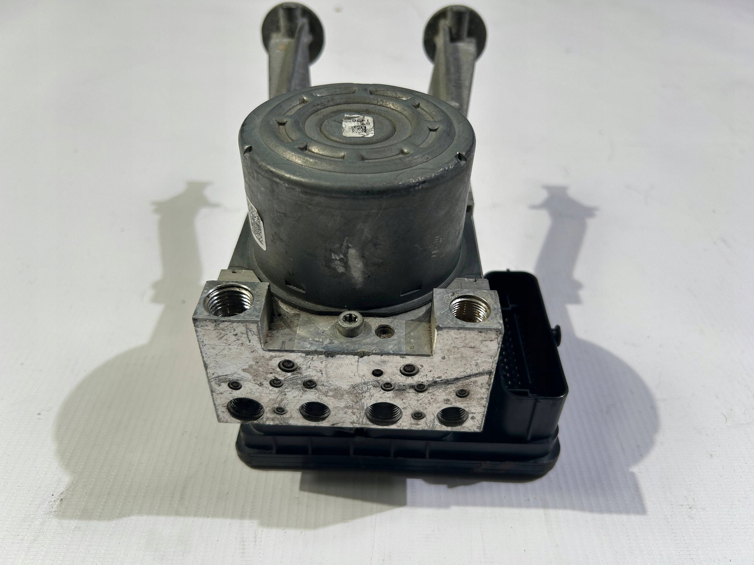 brake booster control unit ABS Dodge Charger Challenger 2015r
