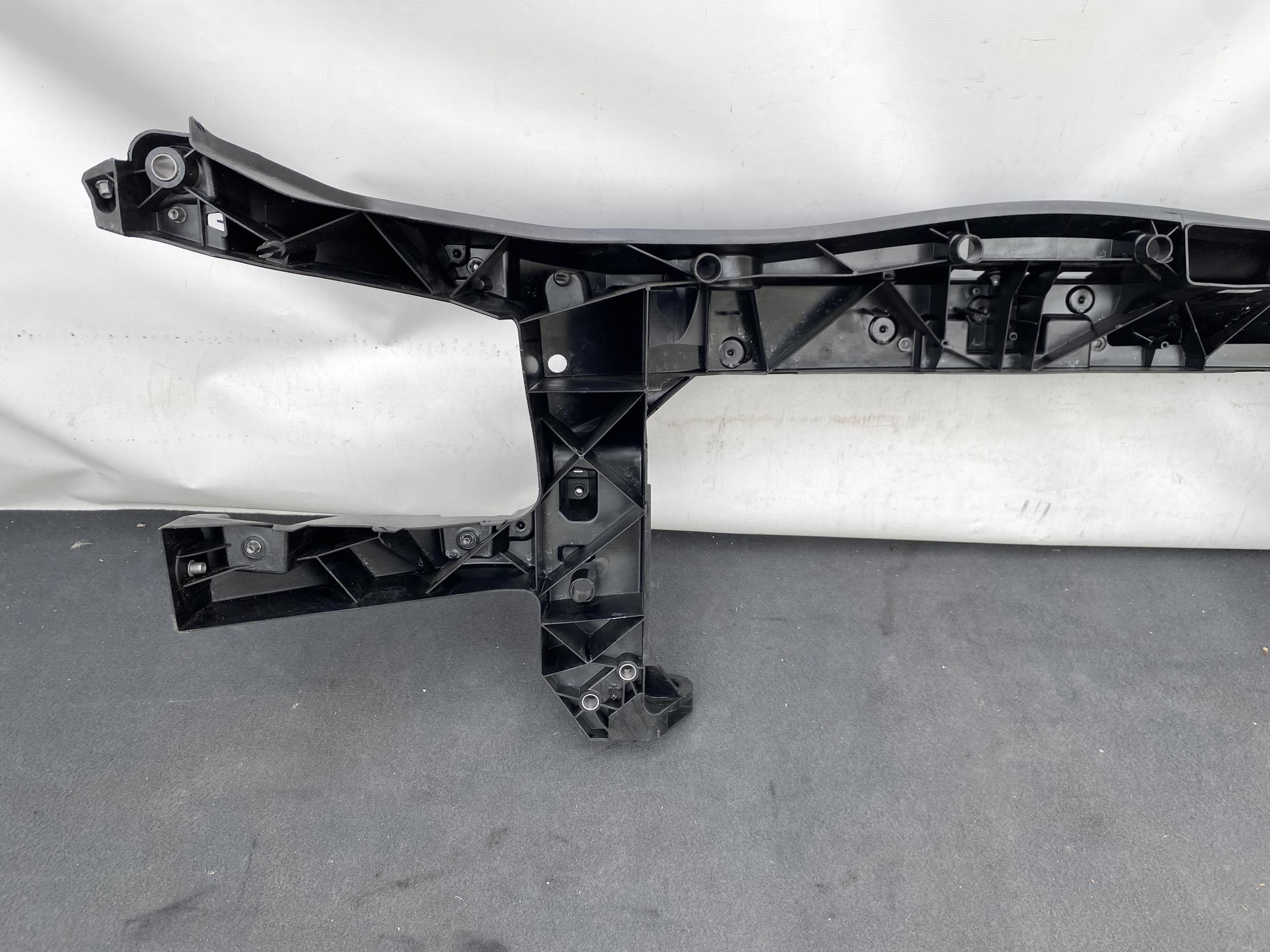 SPRINTER 907 2.2 17- pillar iron support panel for radiators original A9078805600