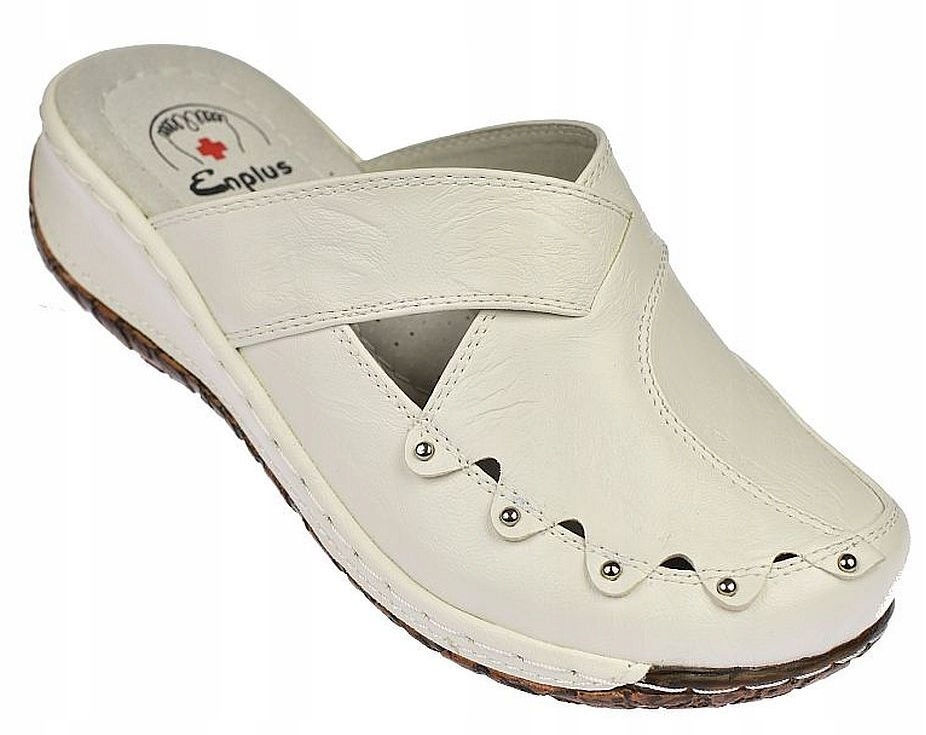 Bílé nazouváky dámské nemocniční pantofle pro zdravotní sestry RS0055 vel