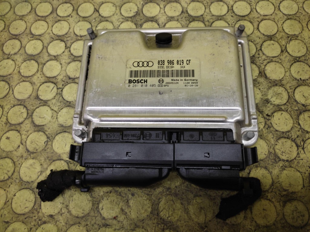 AUDI A6 C5 1.9 TDI control unit of the engine 0281010405