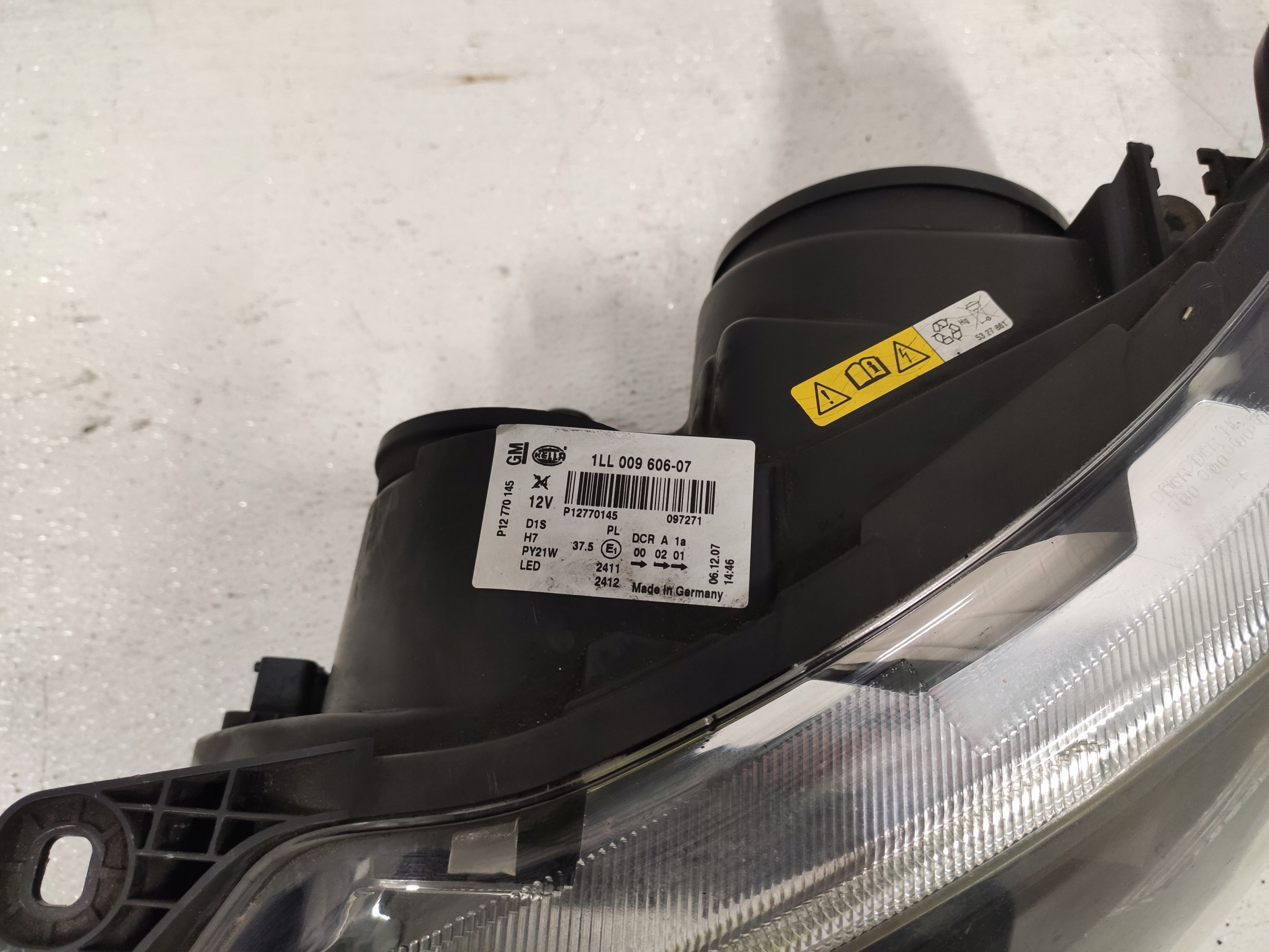 SAAB 9-3 2008 LIFT light front left XENON UK
