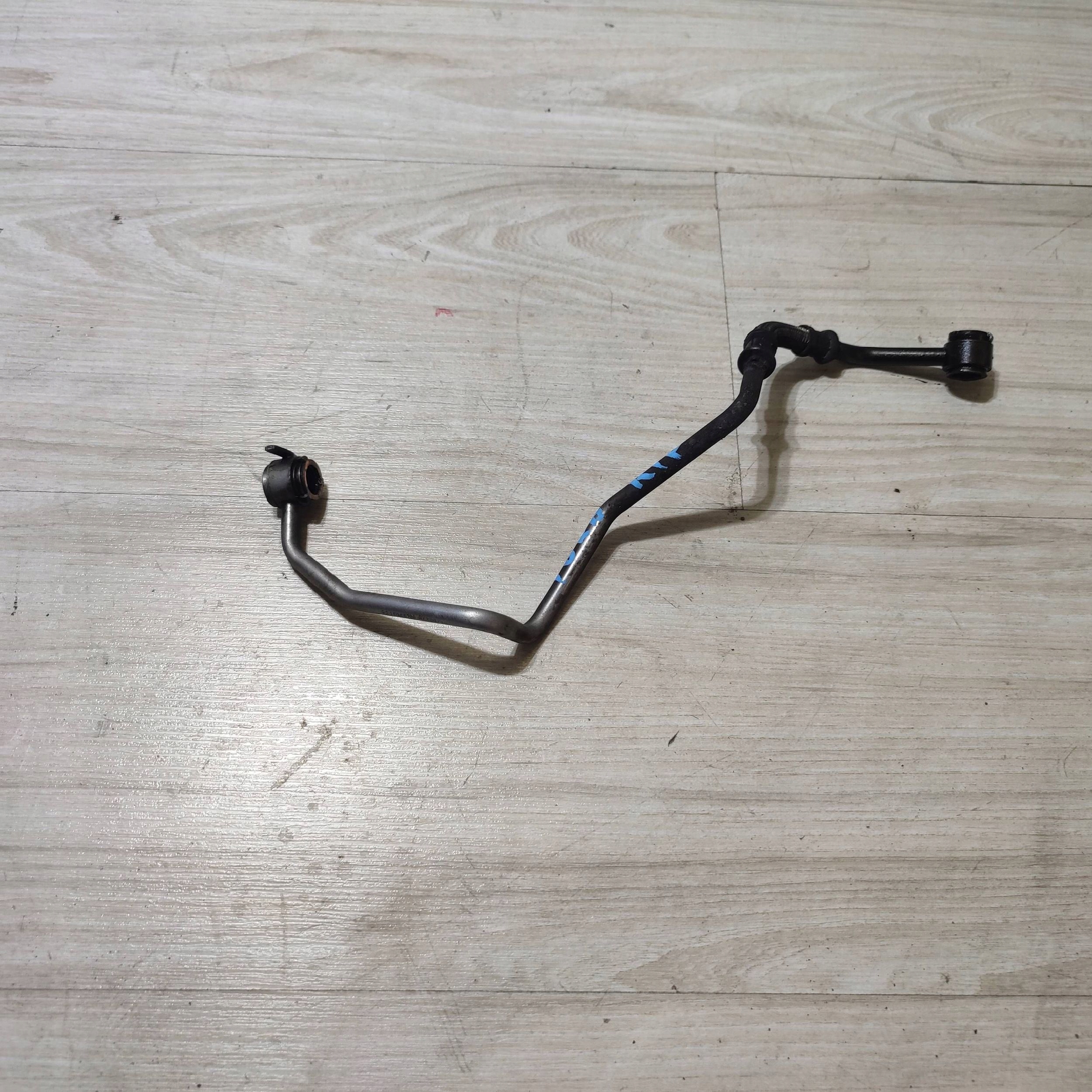 Ölleitung Turbolader Peugeot Rifter
