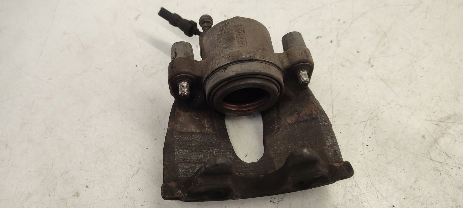 caliper front front right left Ford Focus MK3 1,0 Ecoboost