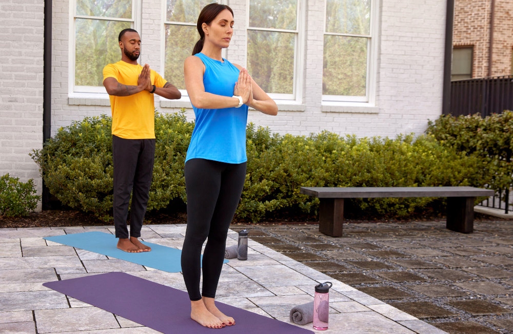 Smartband GARMIN VivoSmart 5 Czarny L Funkcje alarm