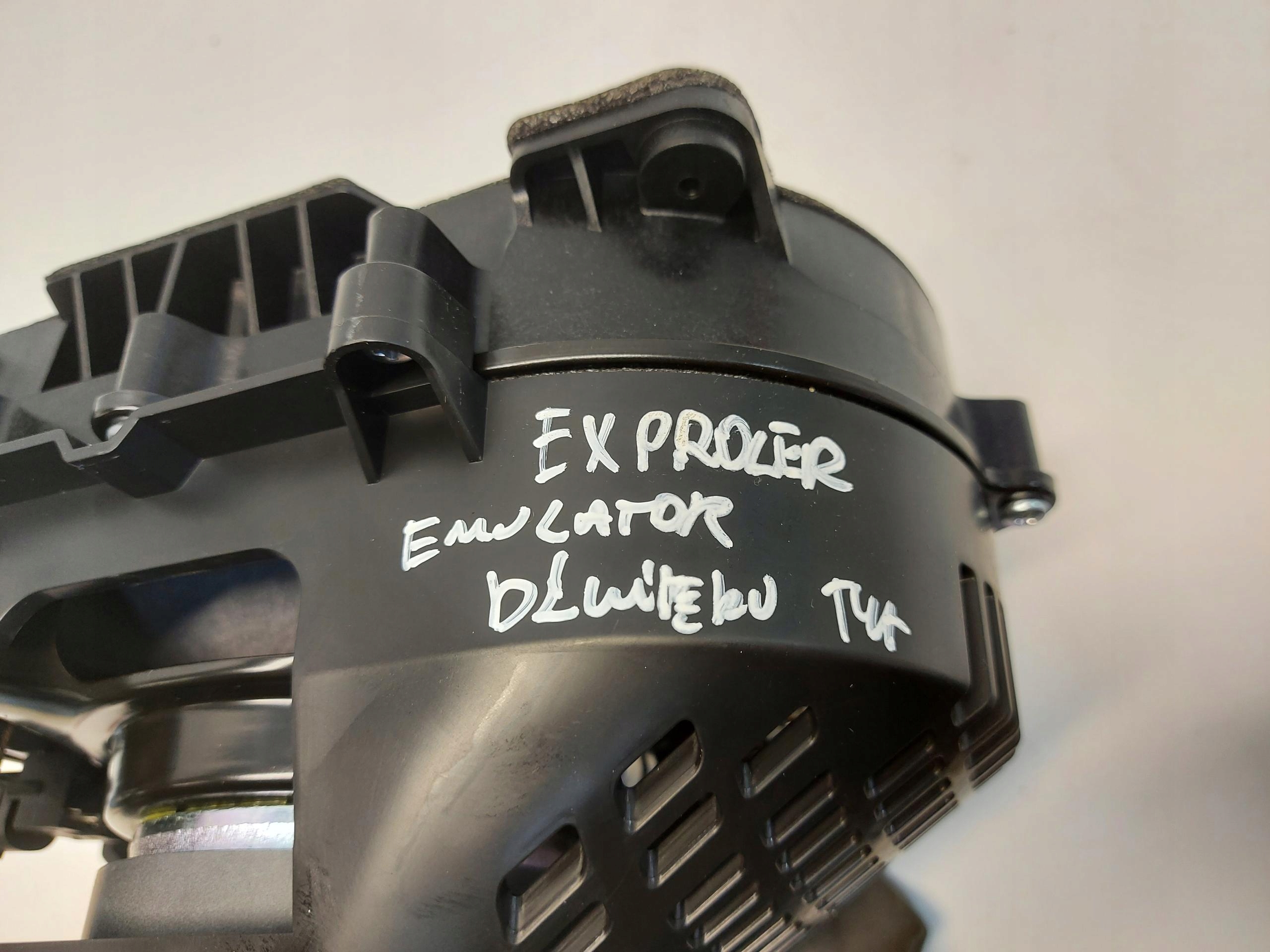 Ford Explorer VII R2KB speaker rear part R2KT-19A067-BC