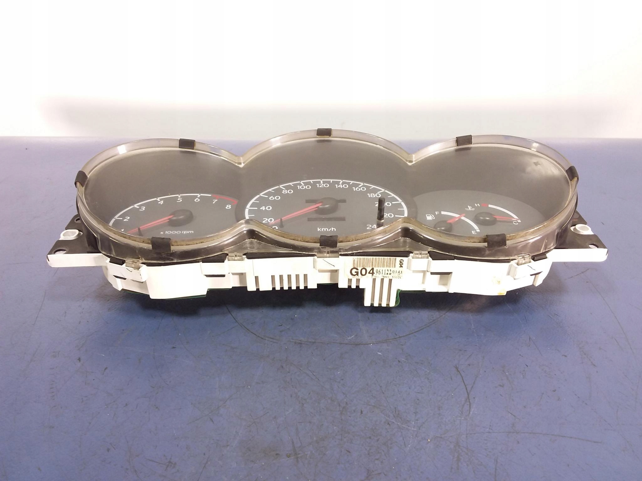 Hyundai Купе и RD 1.6 b спидометр часы 2001-7880