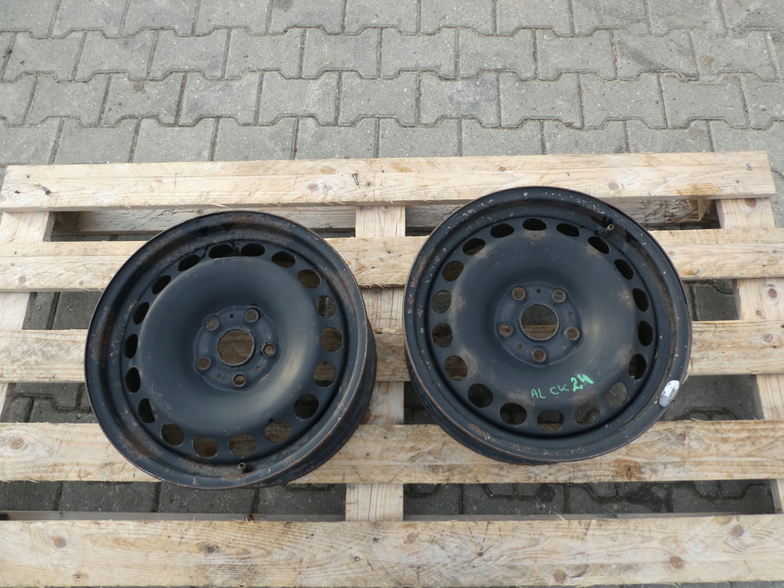 2X CERCHI FERRO VW 5X112 16 7N0601027A