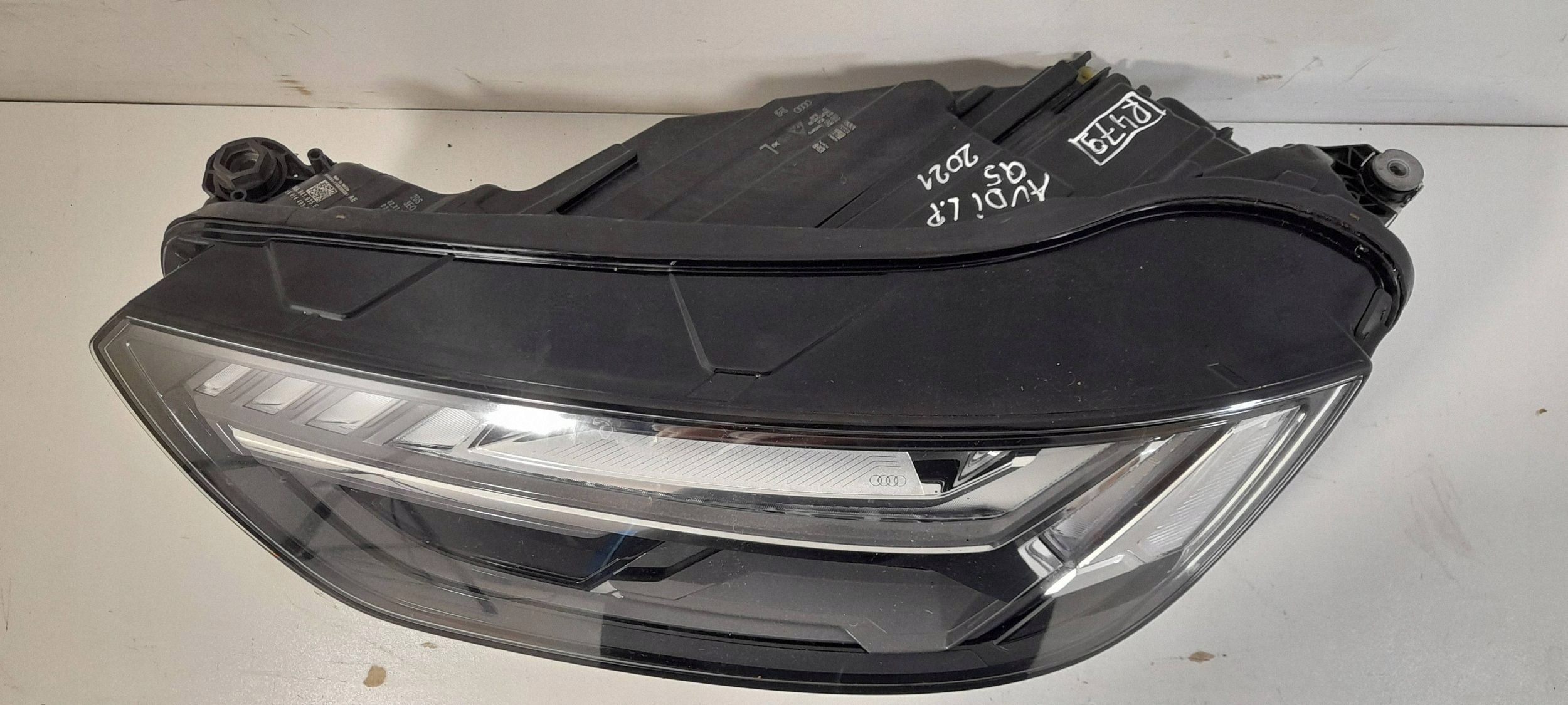 Audi Q5 SQ5 FY Lift Reflektor left 80A941035E (R479)