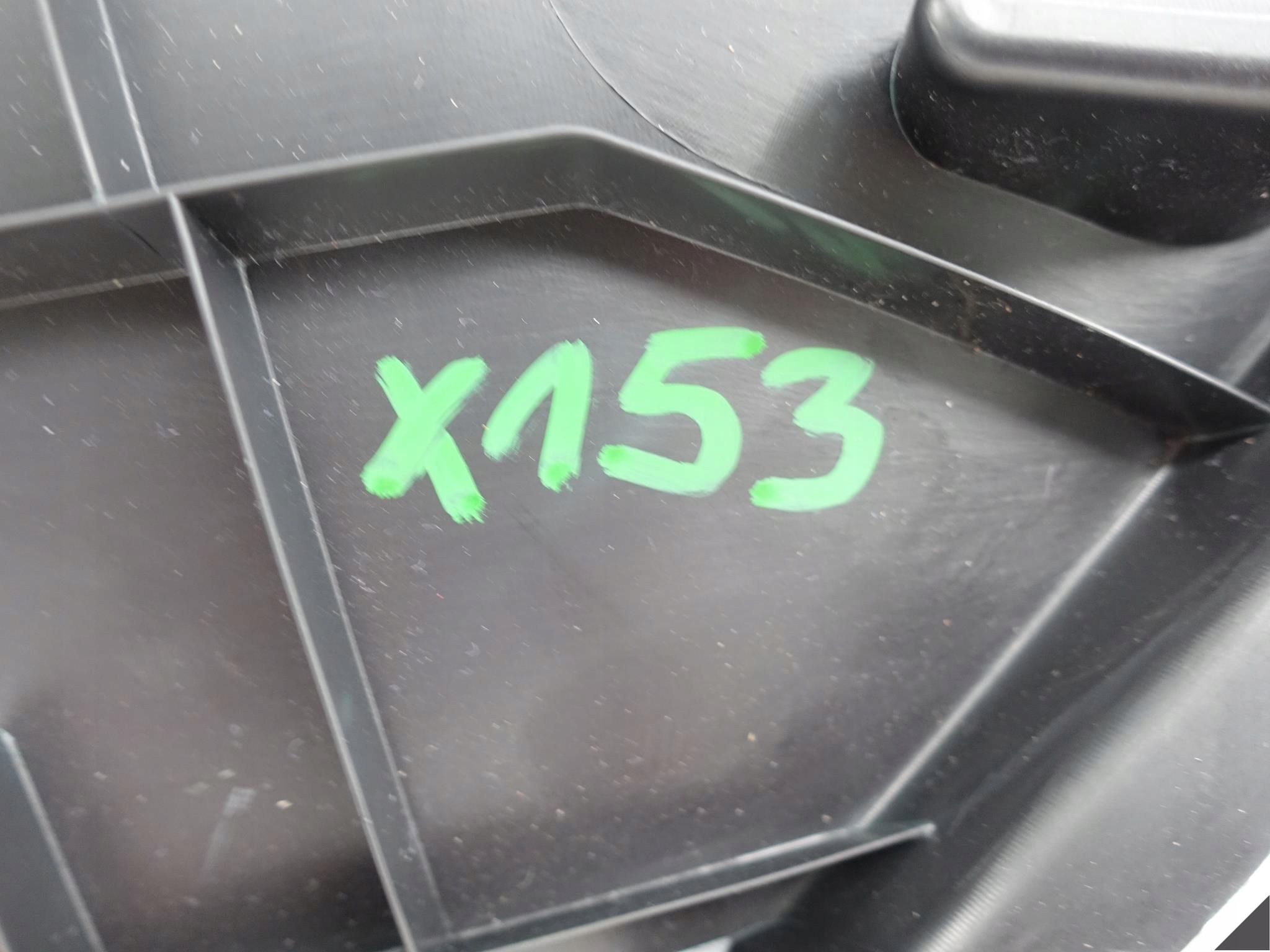 PORSCHE CAYENNE 7P5 side cover boot right