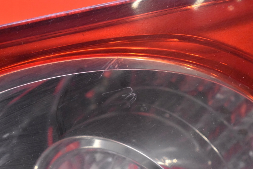 фонарь правый 1K5945096G vw JETTA 5 V седан 05-11