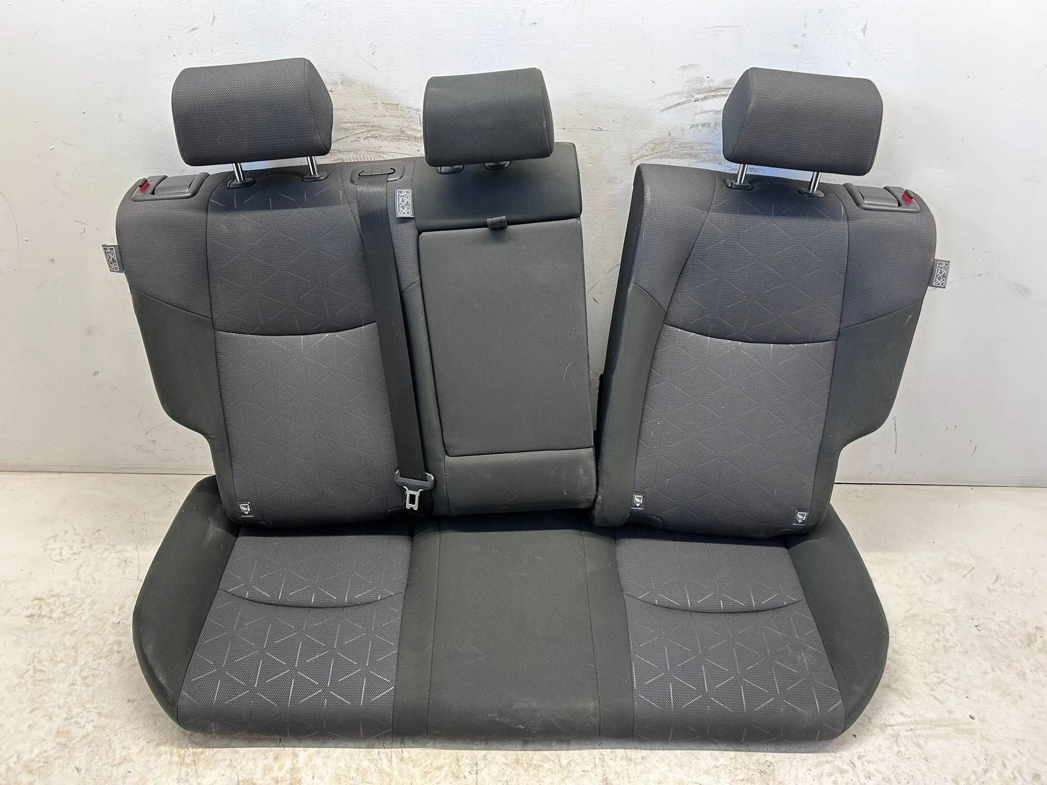 RAV4 V ГИБРИД кресла диван комплект материал