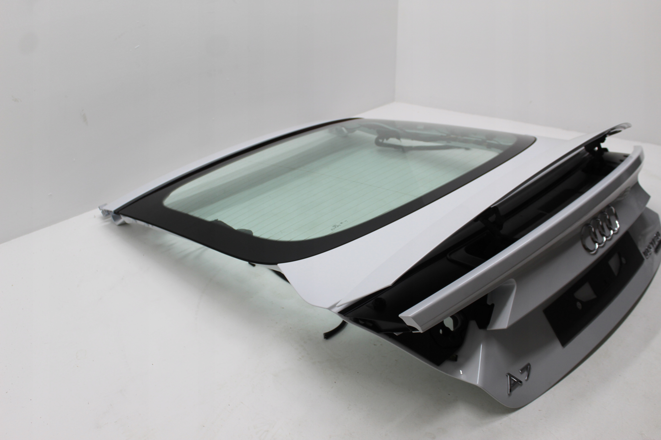 AUDI A7 4G LIFT S-LINE KLAPA BAGAŻNIKA LS9R Typ samochodu Samochody osobowe