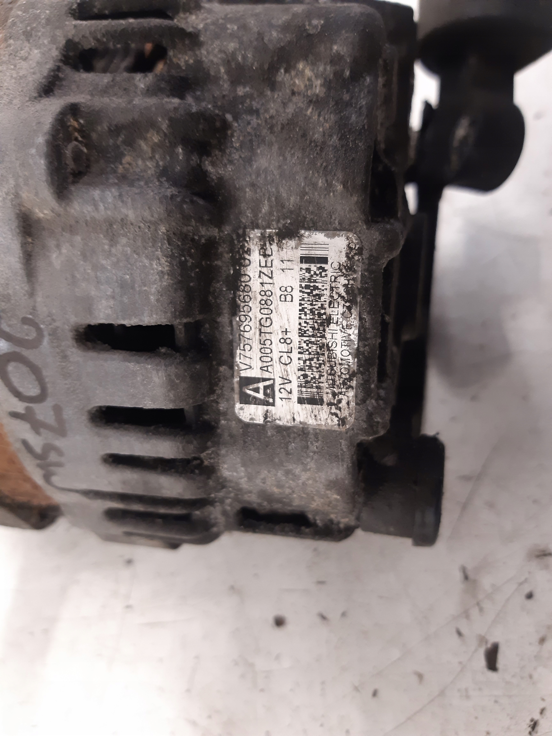 Alternator V757695680 Peugeot 207 SW