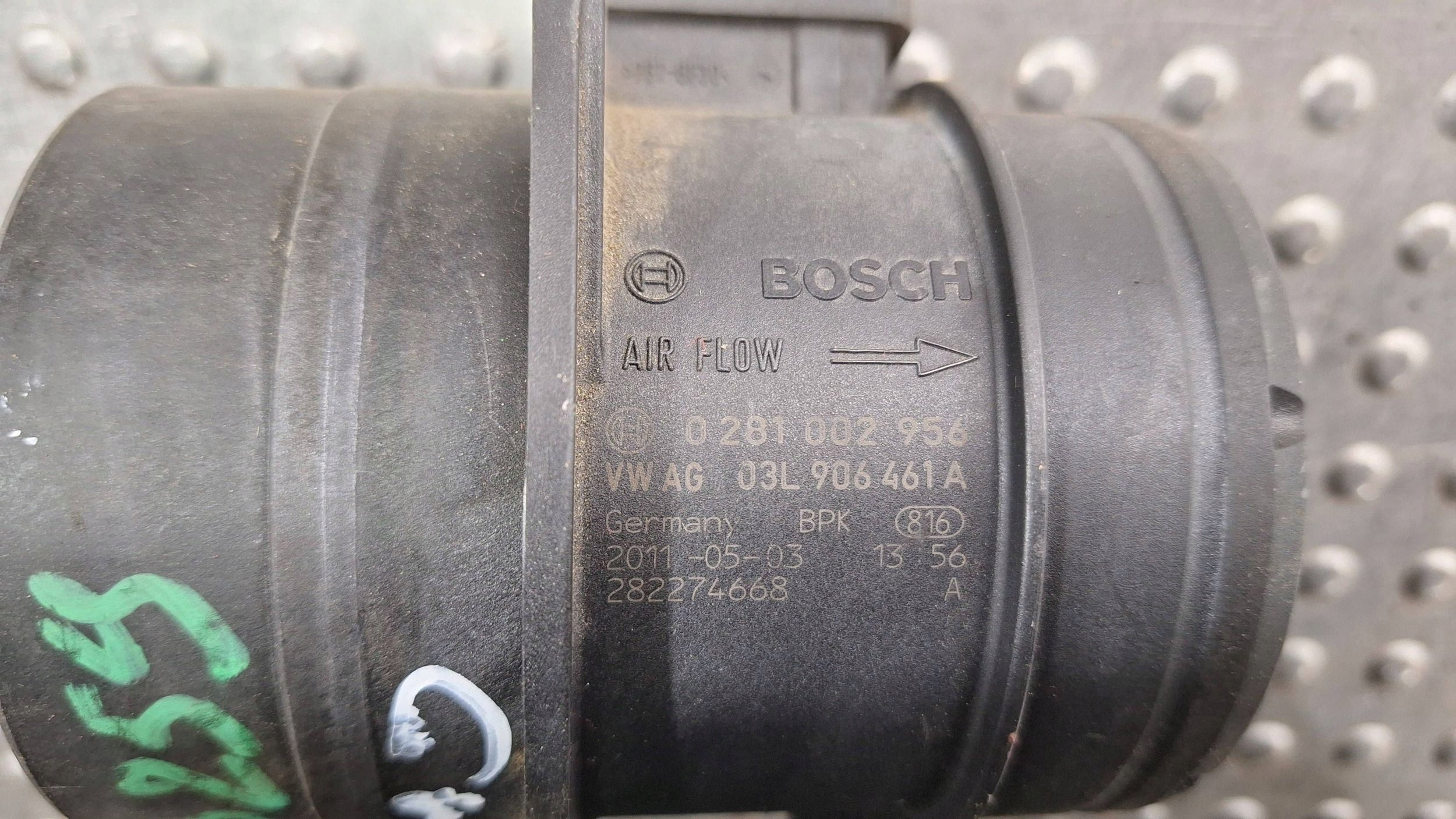 flow meter air 0281002956 AUDI A4 B8 A5 8T A6 C7 2.0 TDI