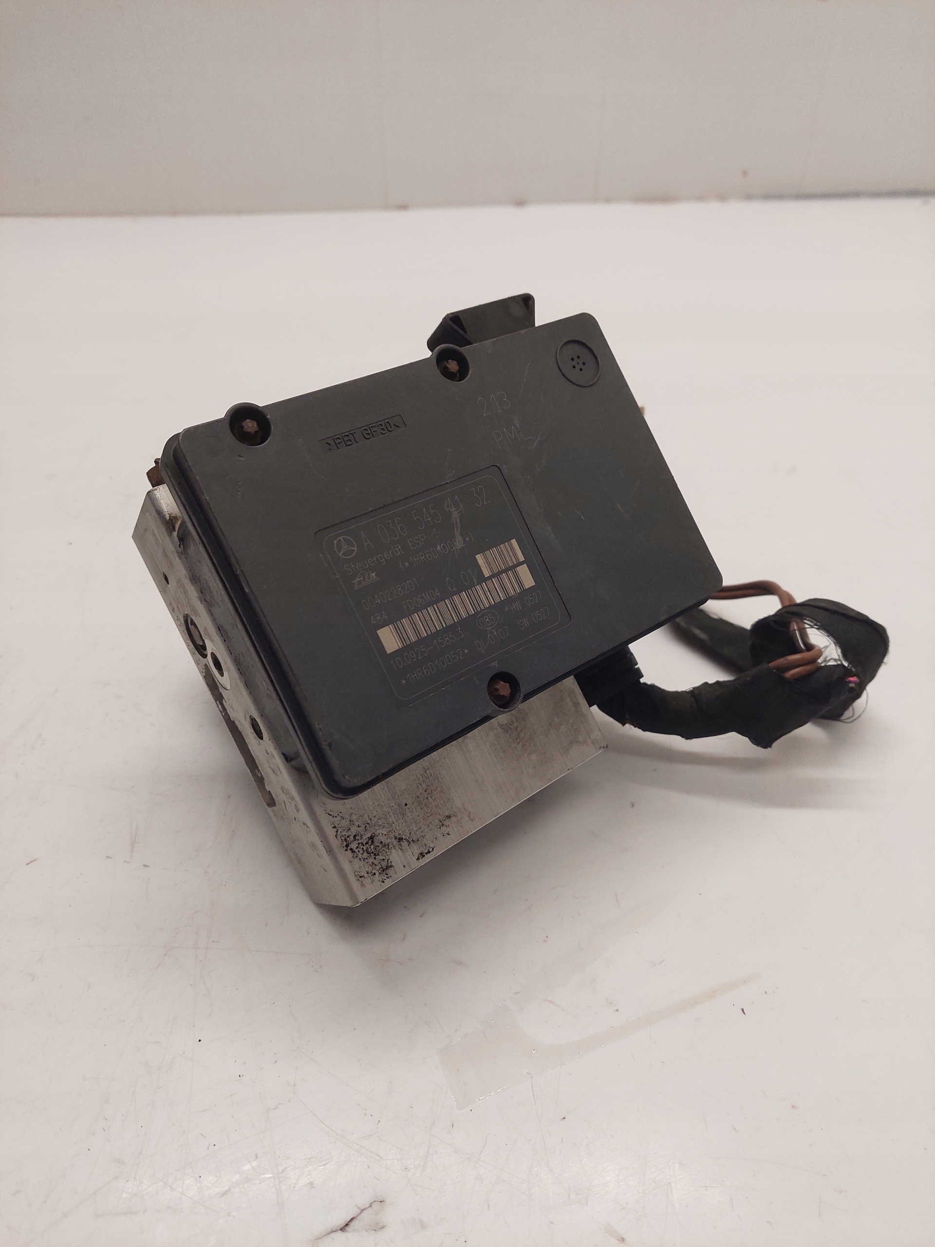 насос ABS MERCEDES A0064310412 A0365454132