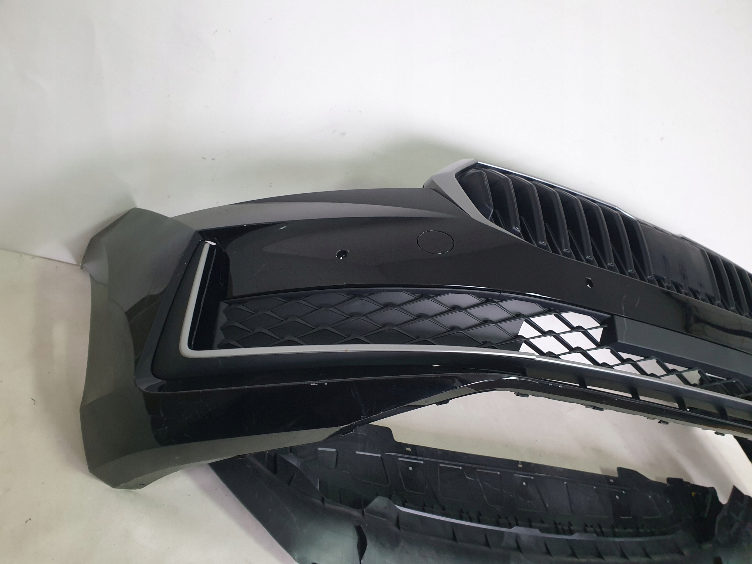 SKODA SUPERB IV 3P0 23-> bumper front front 4 x PDC cover 3P0807221