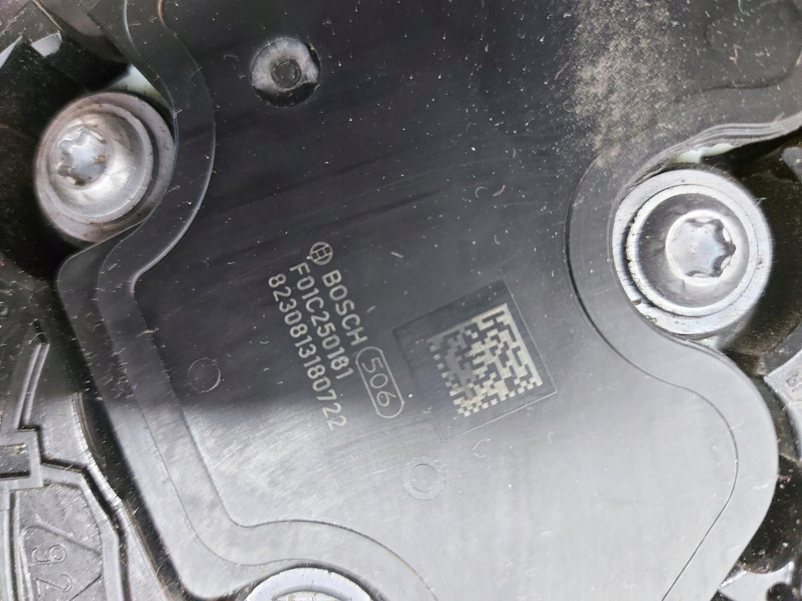 Ford Ranger VI 6 2.0 TDCI serbatoio Pompa AdBlue MB3Q-5J228-CC