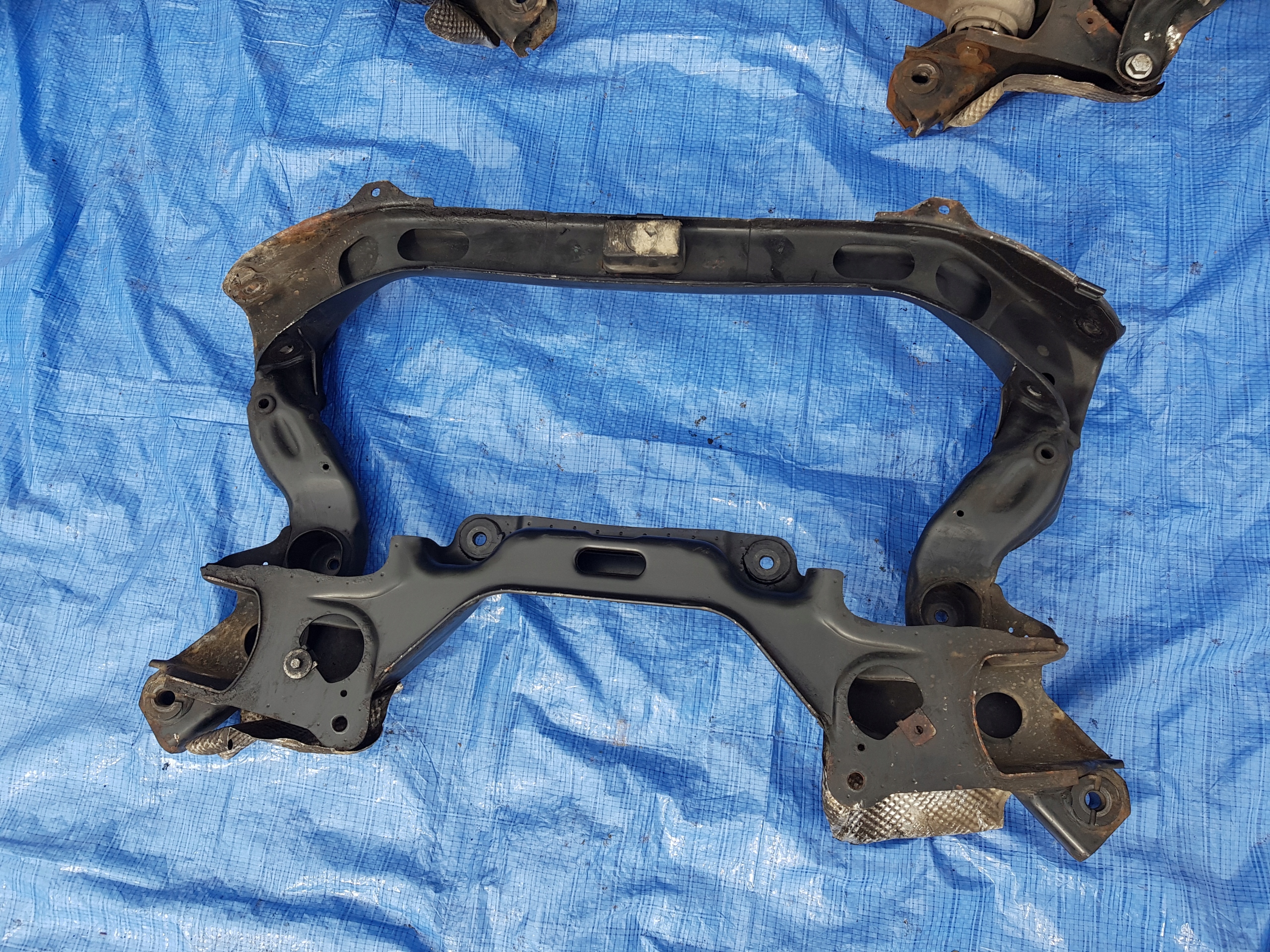 axle beam subframe axle beam front MERCEDES CLS W219 W211