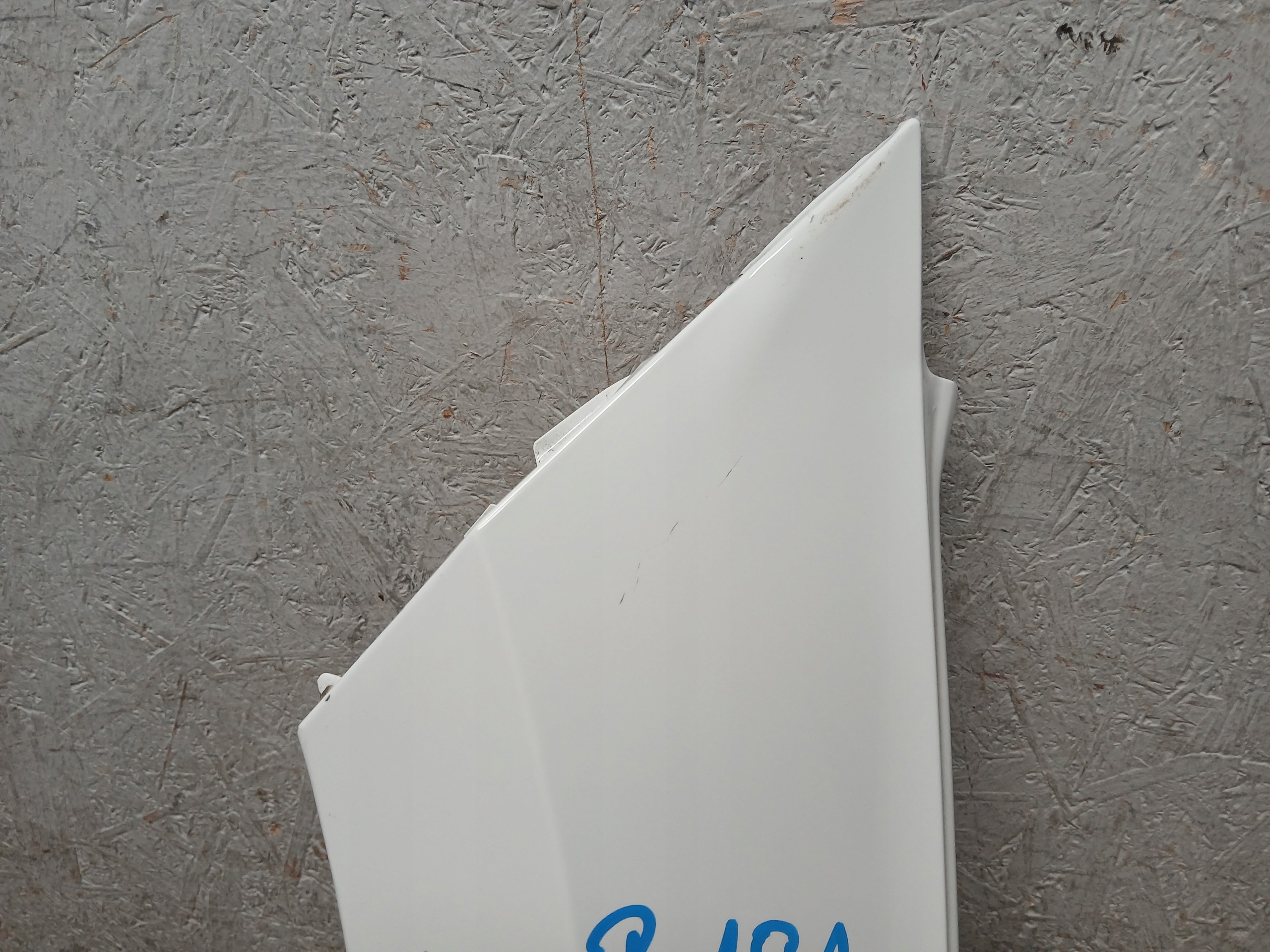 fender front left SKODA ENYAQ
