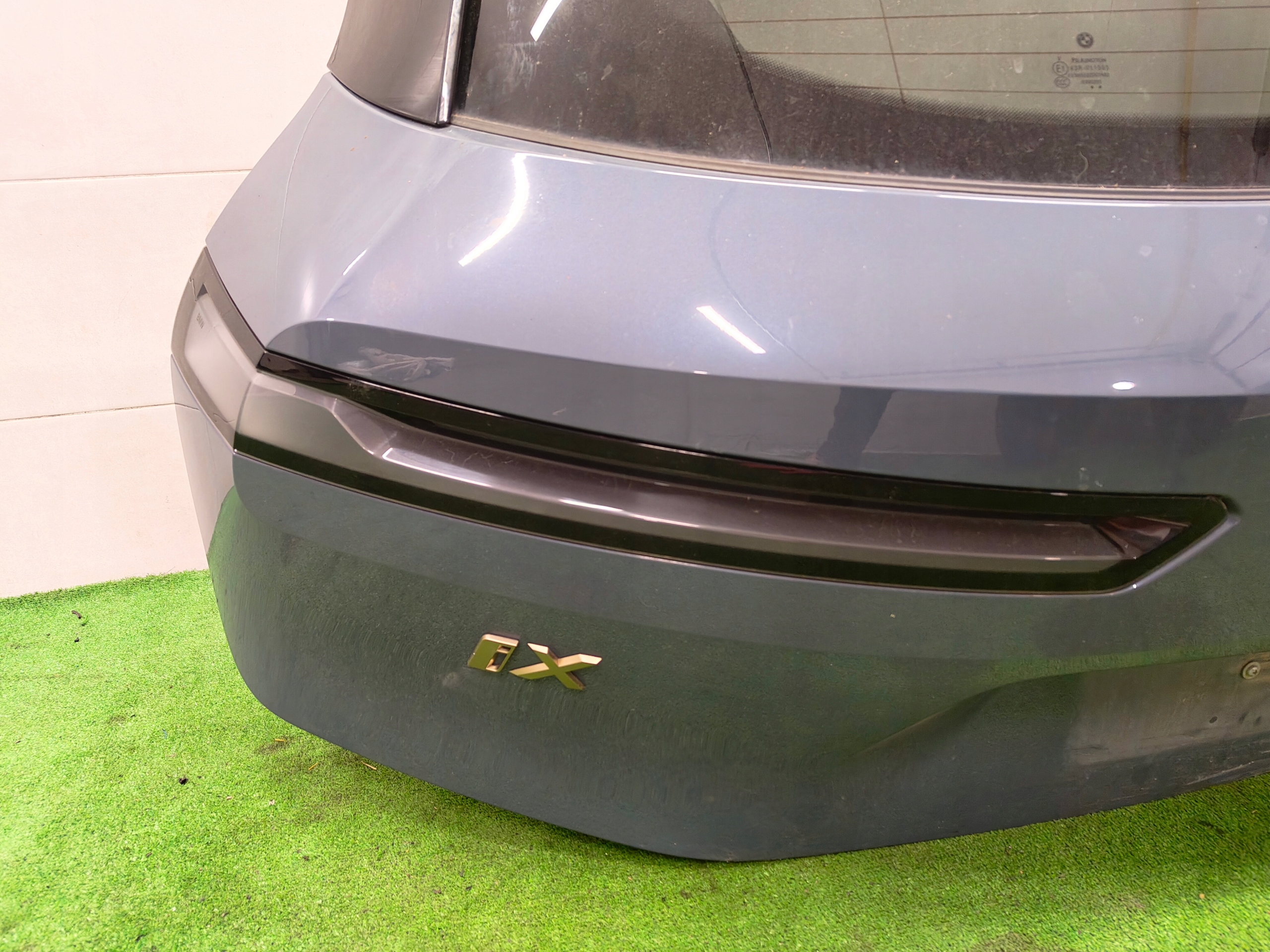 BMW iX i20 trunk door boot lights EU C3N