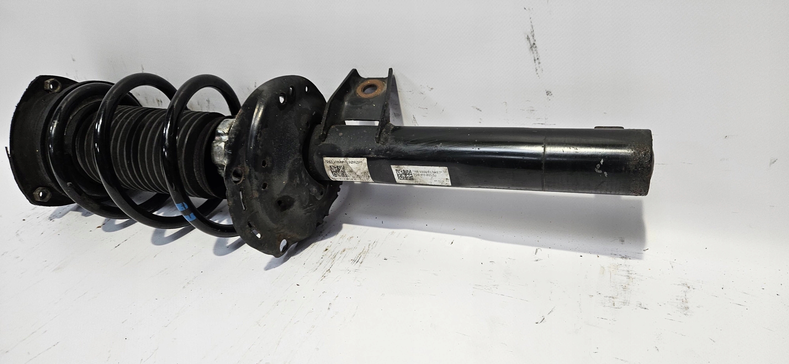 shock absorber left front GOLF VII OCTAVIA III 5Q0