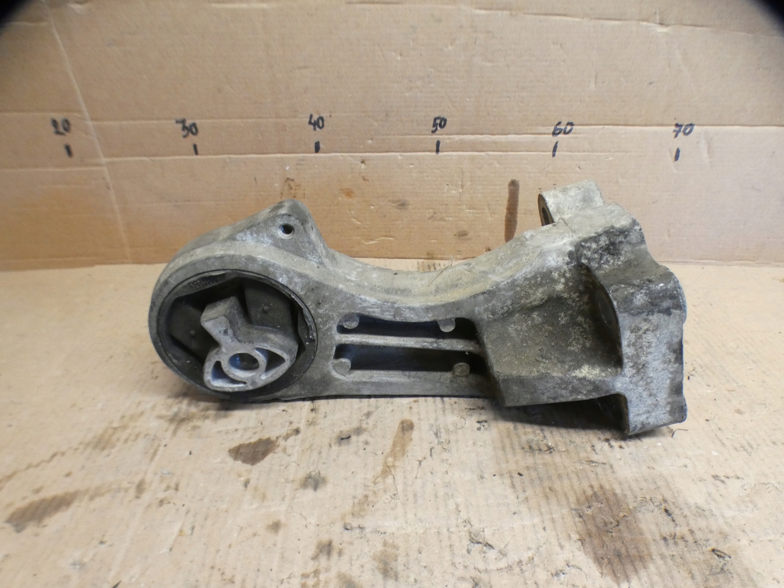 2015 Opel Movano B engine mount 326D83