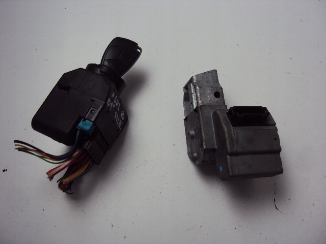 2105450308 - Ключ зажигания замок MERCEDES W202 2.2 CDI FL