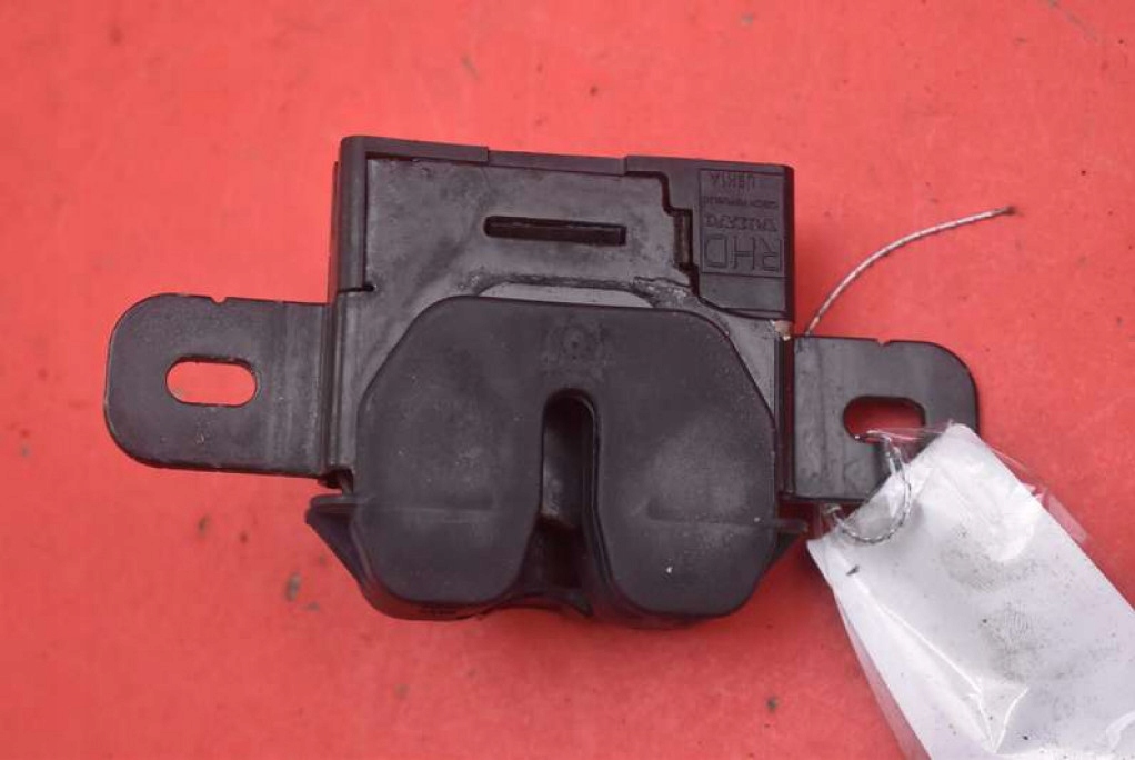 bonnet latch lock VOLVO V60 1 and 10-13
