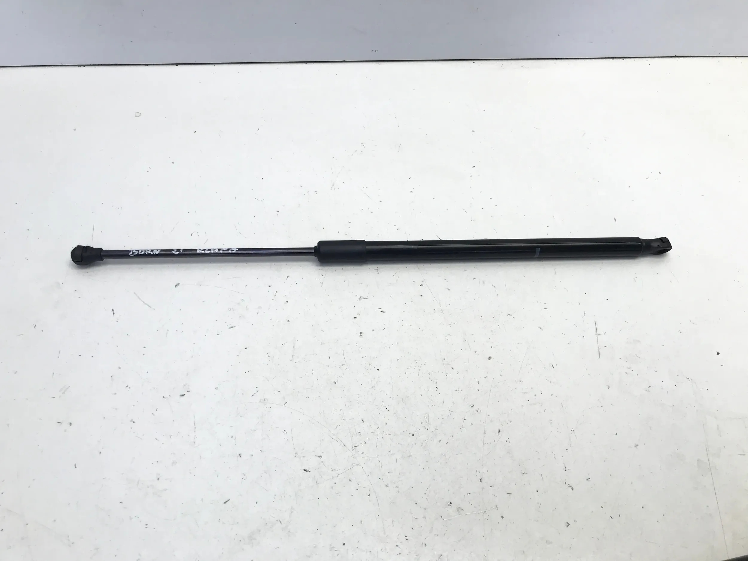 CUPRA BORN 2021 SIŁOWNIK SIŁOWNIKI KLAPY BAGAŻNIKA KPL 10E827550C