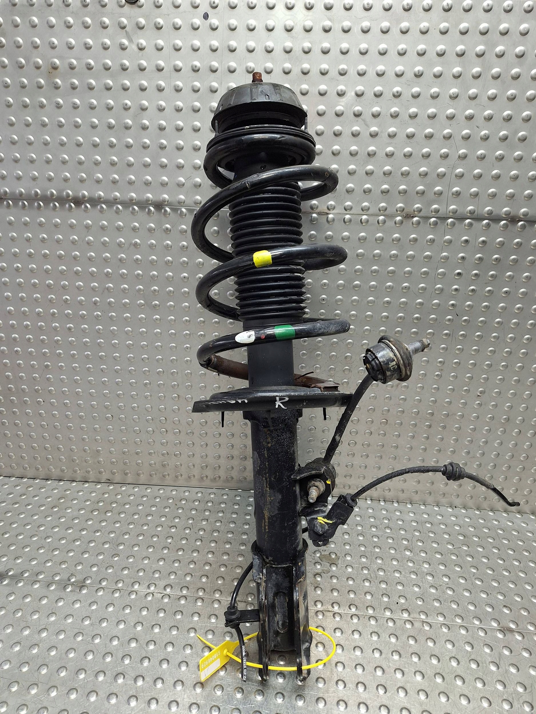 shock absorber right front KIA VENGA IX20 10-18
