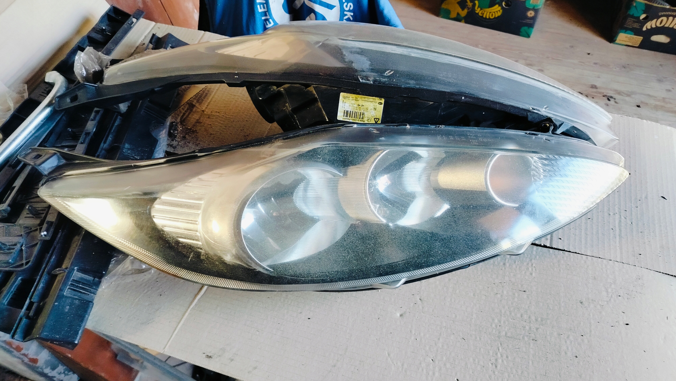 FORD FIESTA MK7 lights light front right left 8A61-13W029-AH