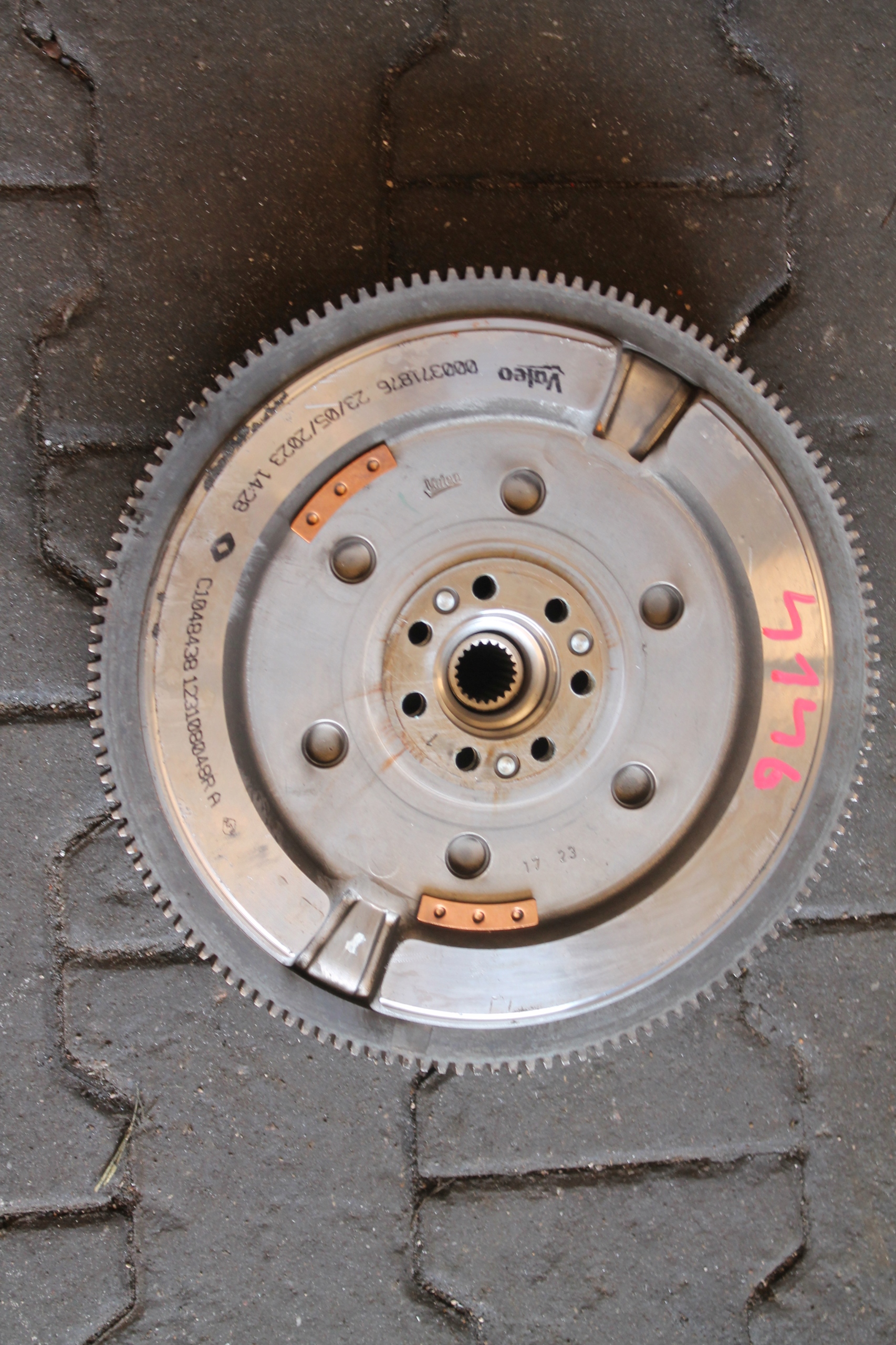 4146. wheel flywheel complete RENAULT 1,5 123108048R