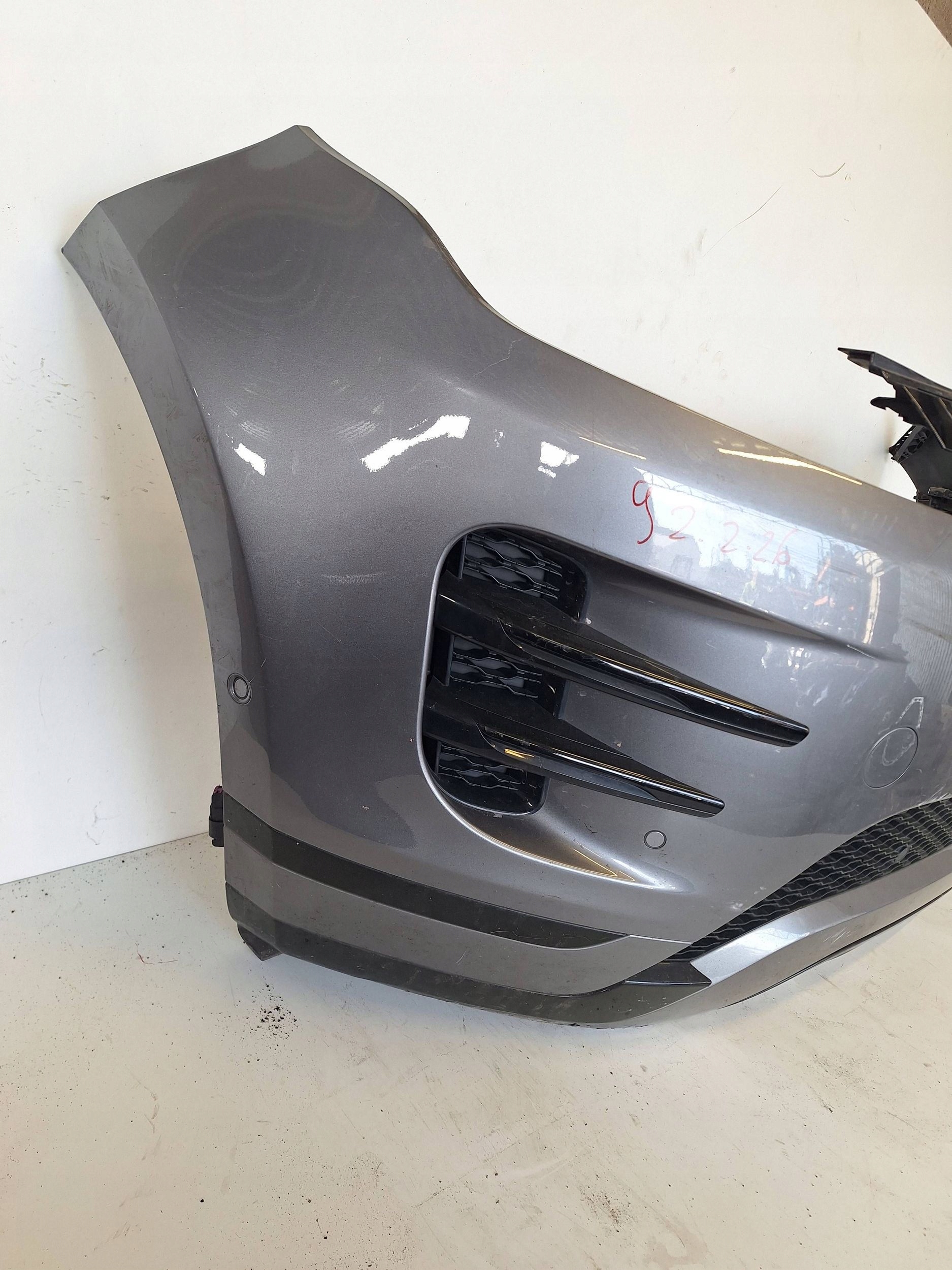 LAND ROVER EVOQUE II L551 19-> bumper + 6XPDC R-DYNAMIC